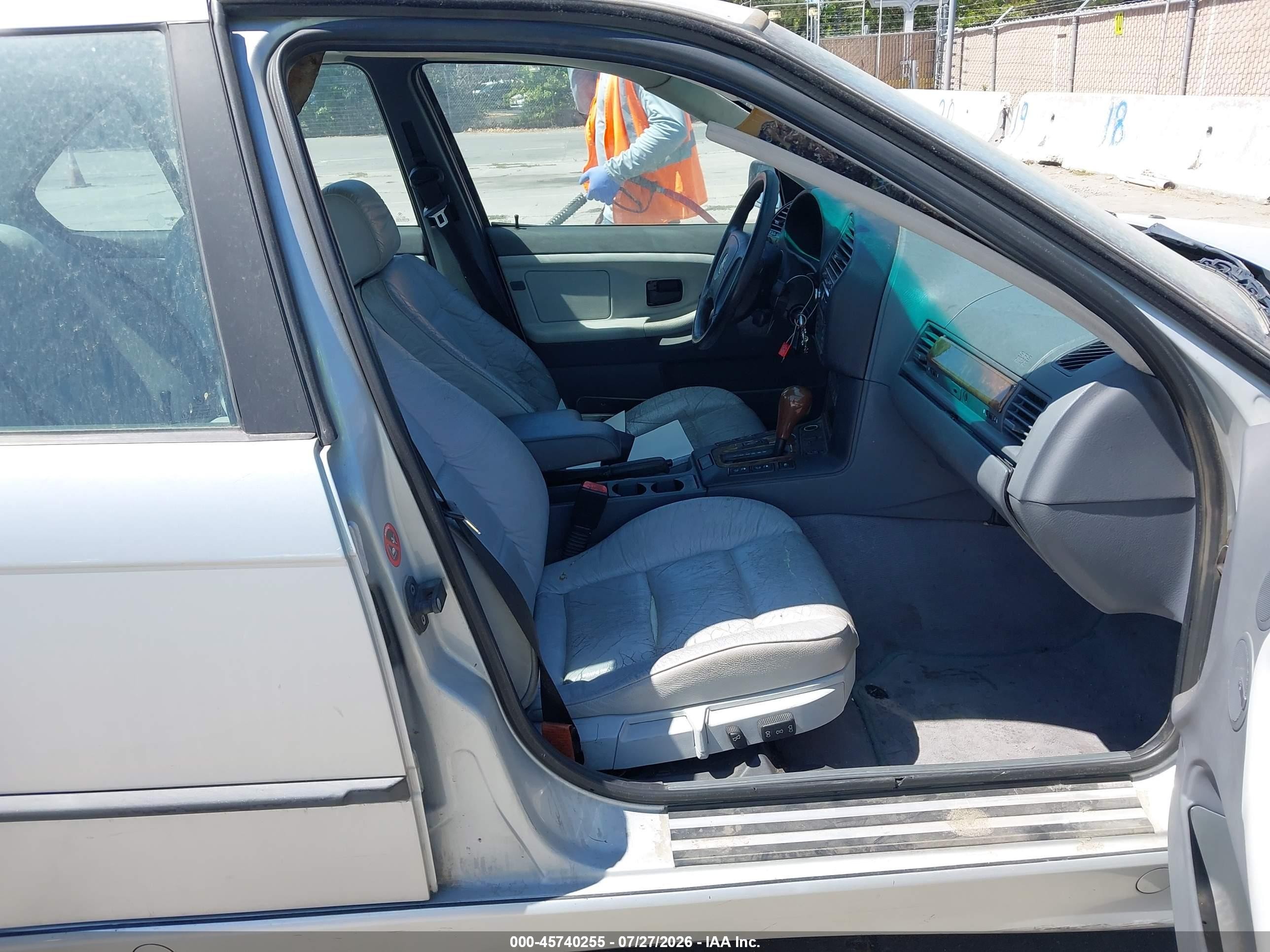 1998 Bmw 328i   Silver vin: WBACD4326WAV64600