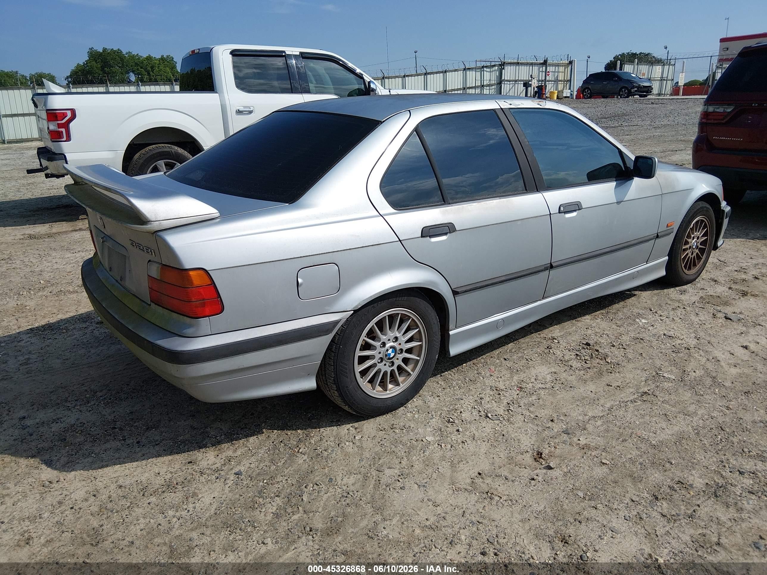 1997 Bmw 328i   Silver vin: WBACD4327VAV53233
