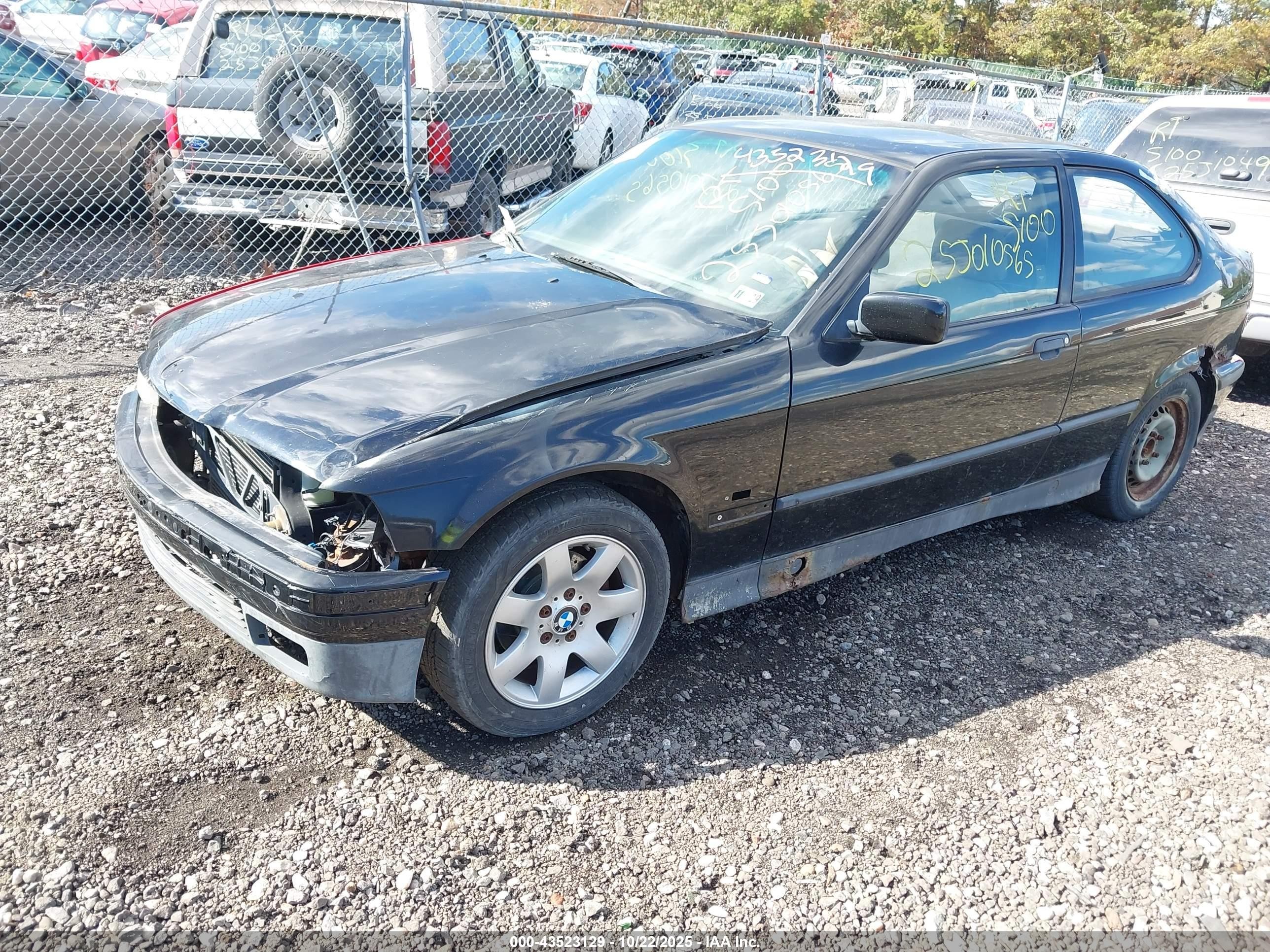 1996 Bmw 318 Ti Black vin: WBACG7328TAS95827