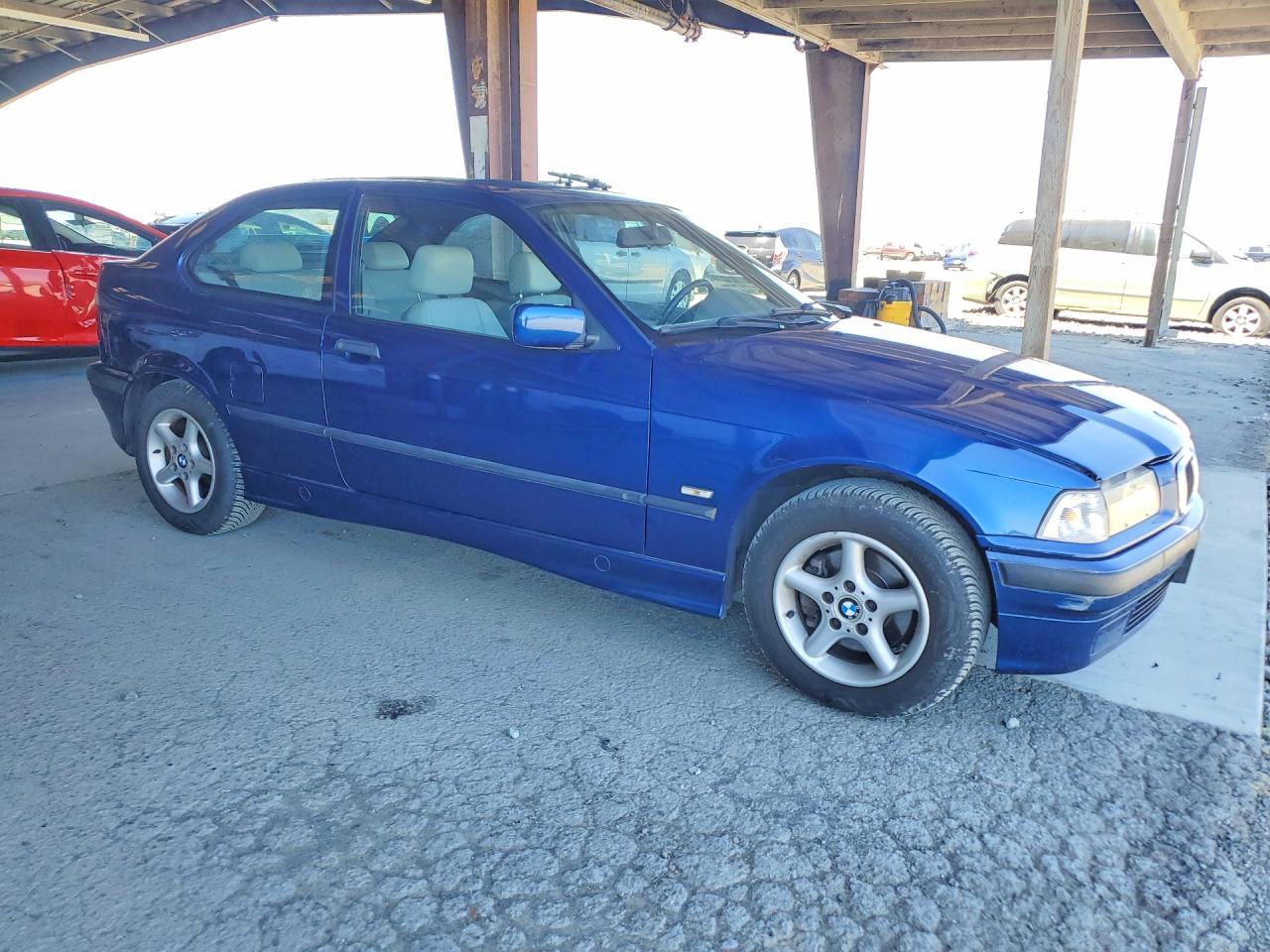 1998 Bmw 318 Ti Blue vin: WBACG7330WKC31338