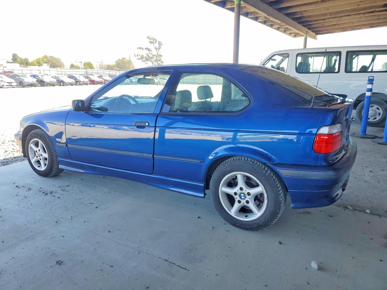 1998 Bmw 318 Ti Blue vin: WBACG7330WKC31338
