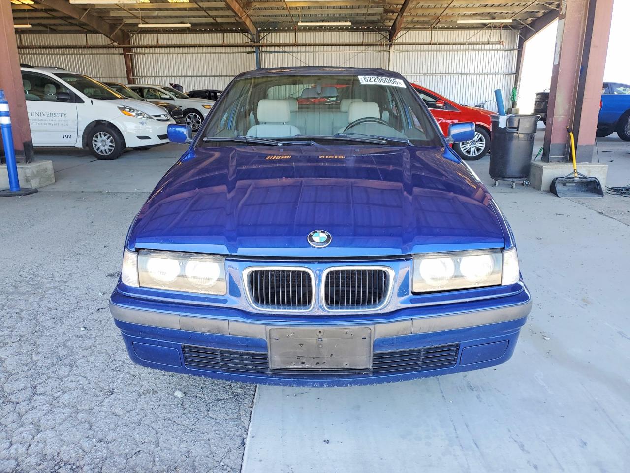 1998 Bmw 318 Ti Blue vin: WBACG7330WKC31338