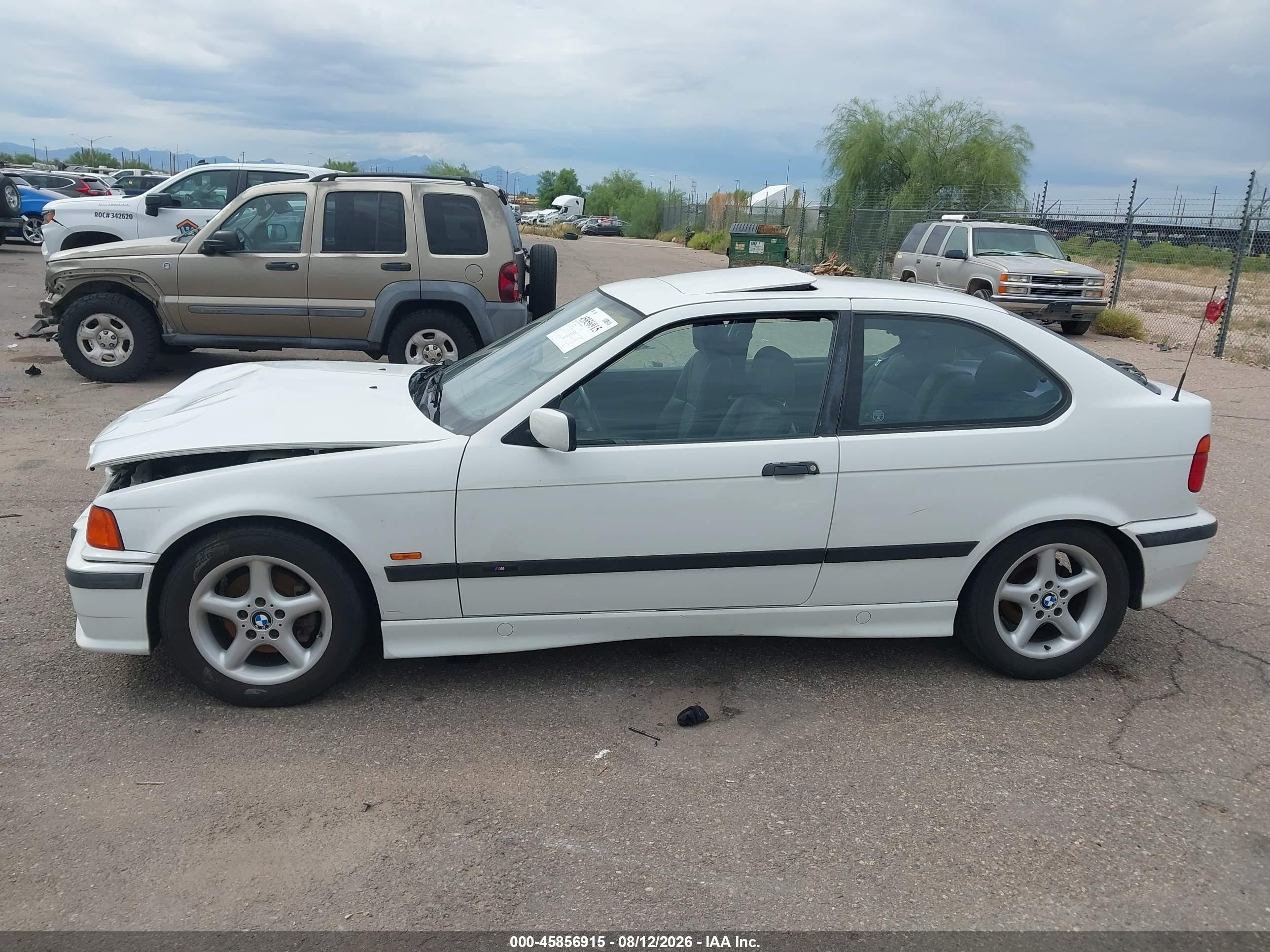 1998 Bmw 318ti White vin: WBACG8320WKC84537