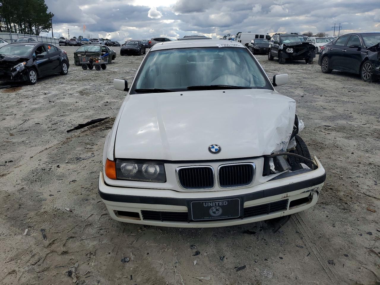 1997 Bmw 318 Ti Automatic White vin: WBACG8321VAU39243