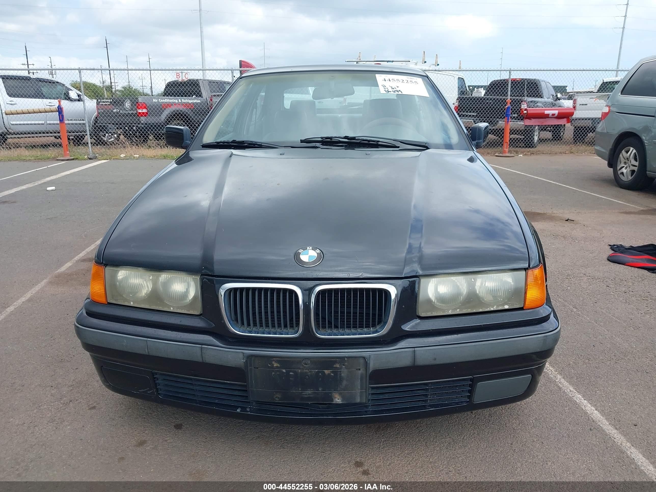 1998 Bmw 318ti   Black vin: WBACG8329WKC82821