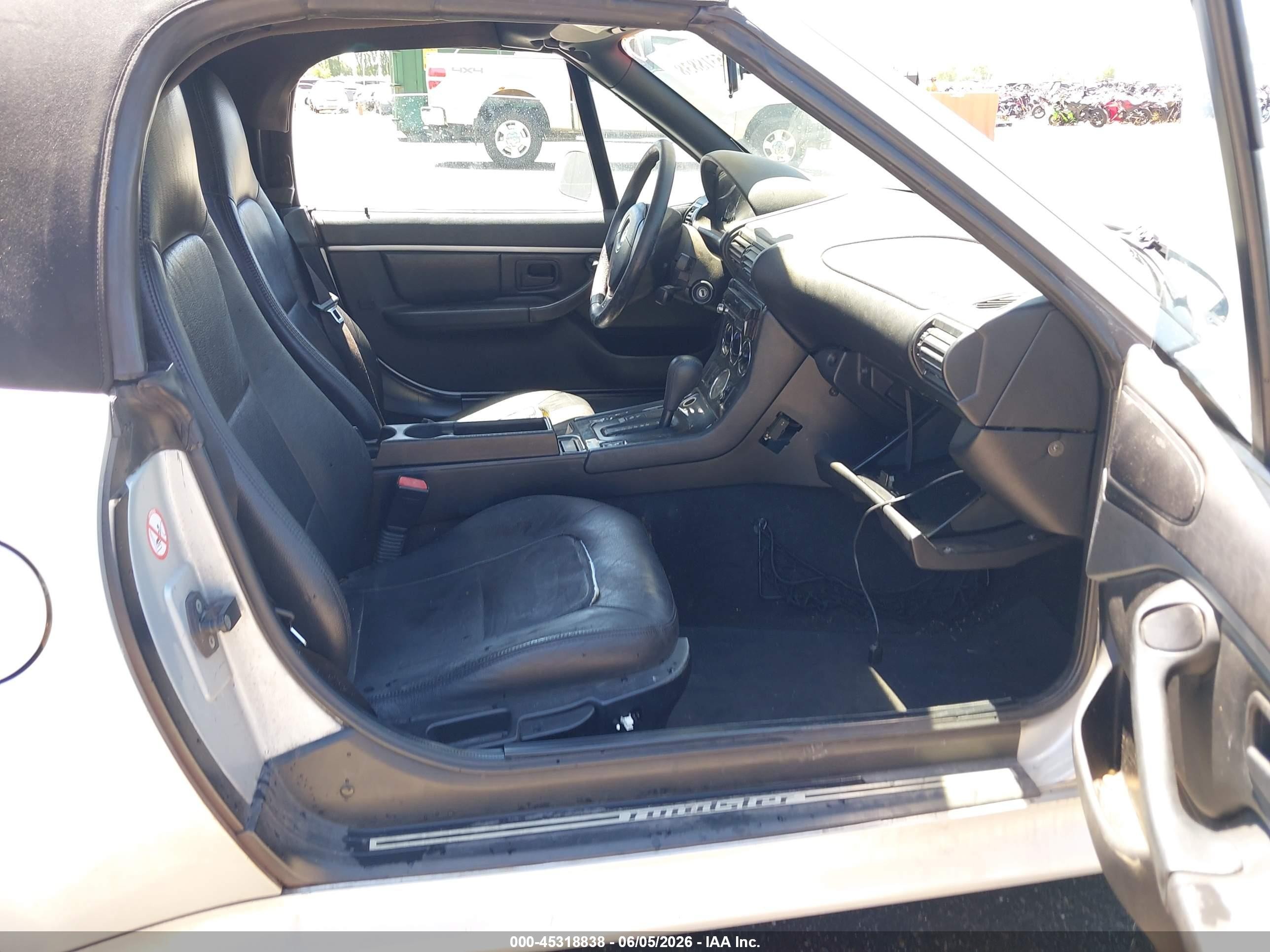 2000 Bmw Z3 2.8 Серебряный vin: WBACH3343YLF71904