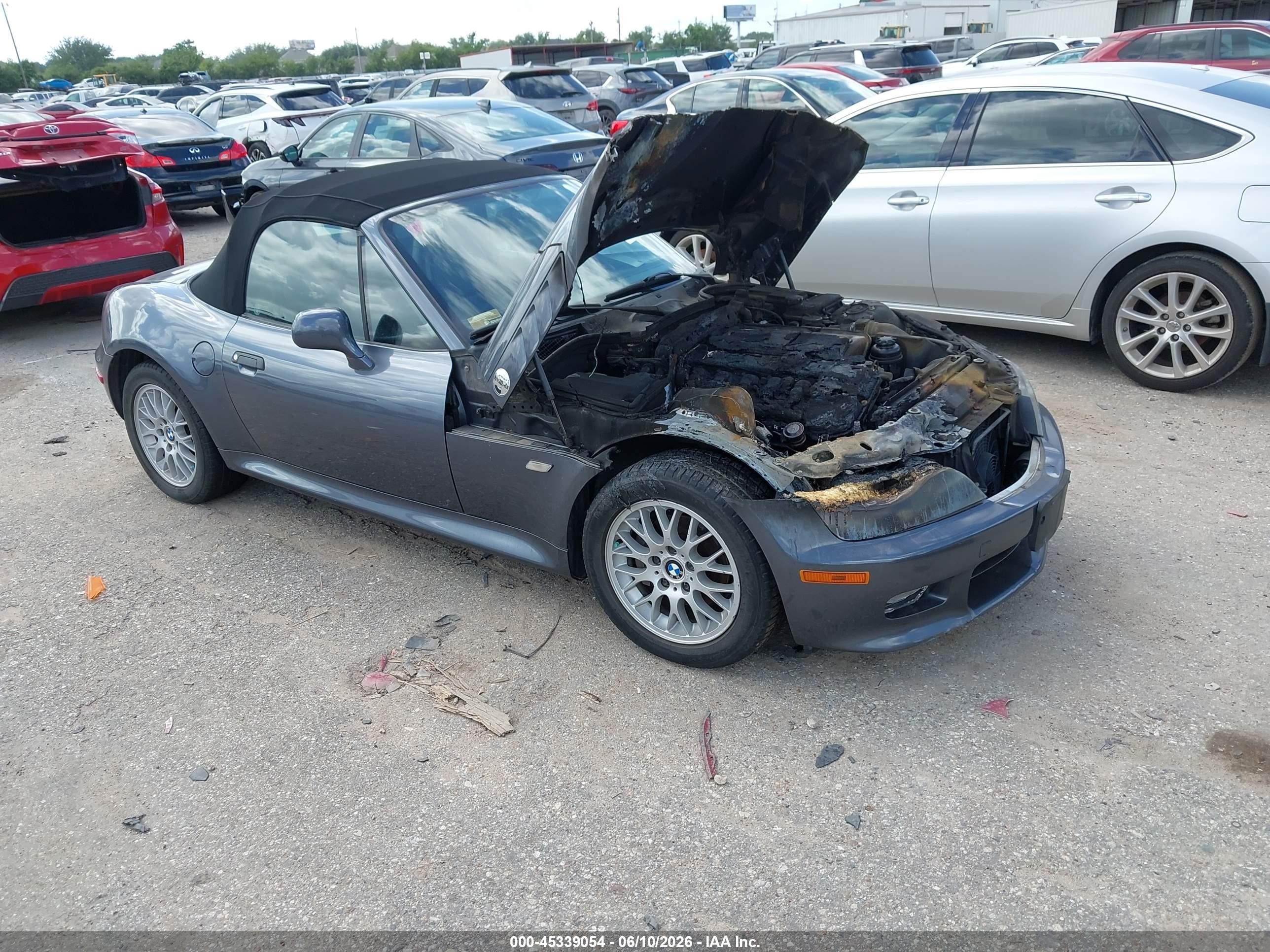2000 Bmw Z3 2.8 Blue vin: WBACH3349YLF72006