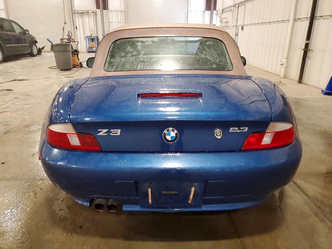 2000 Bmw Z3 2.3 Blue vin: WBACH934XYLF89979