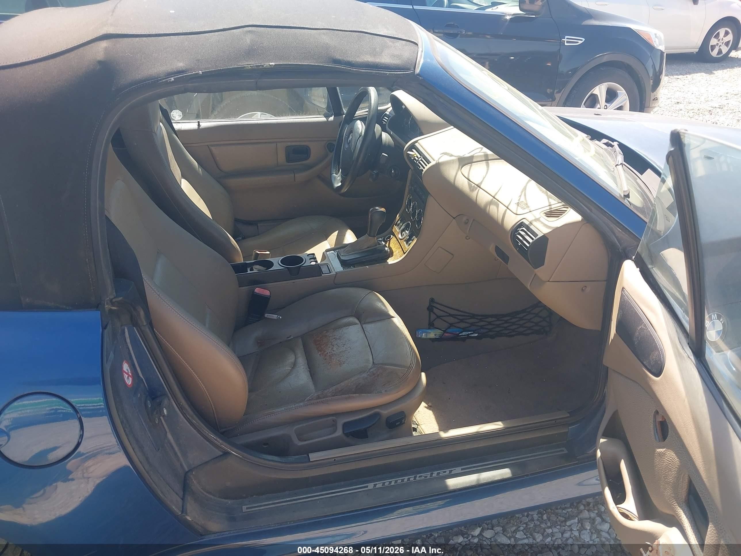 2001 Bmw Z3 2.5i Blue vin: WBACN33401LM00443