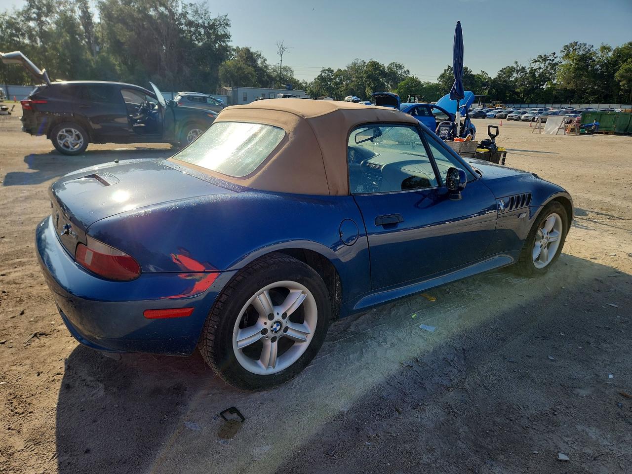 2001 Bmw Z3 2.5 Blue vin: WBACN33431LM02719
