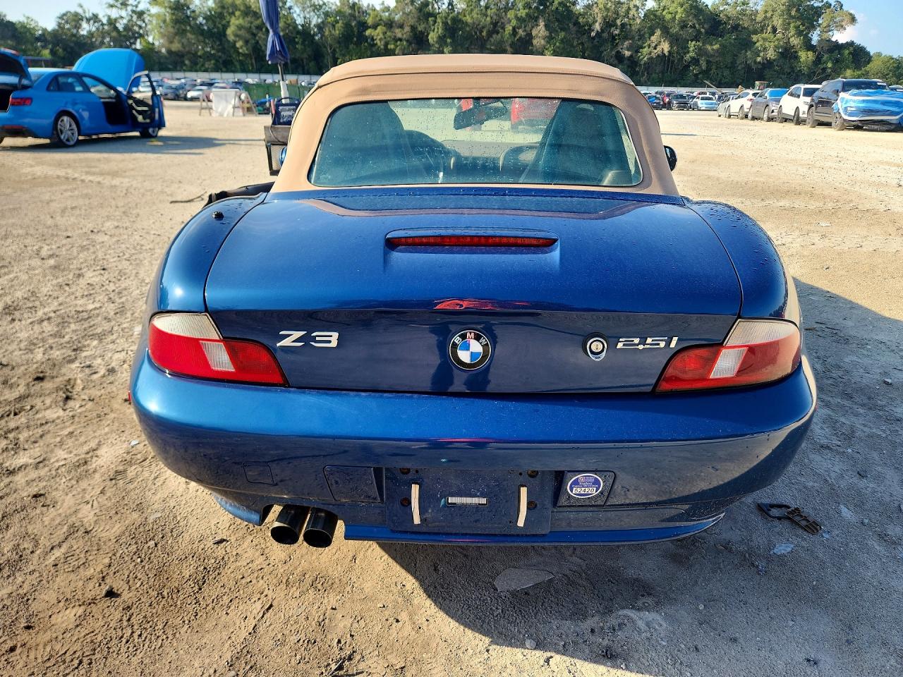 2001 Bmw Z3 2.5 Blue vin: WBACN33431LM02719