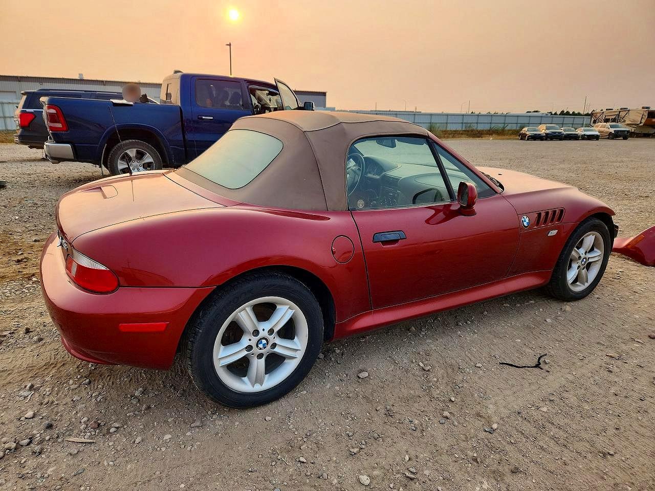 2001 Bmw Z3 2.5 Burgundy vin: WBACN33451LM01555