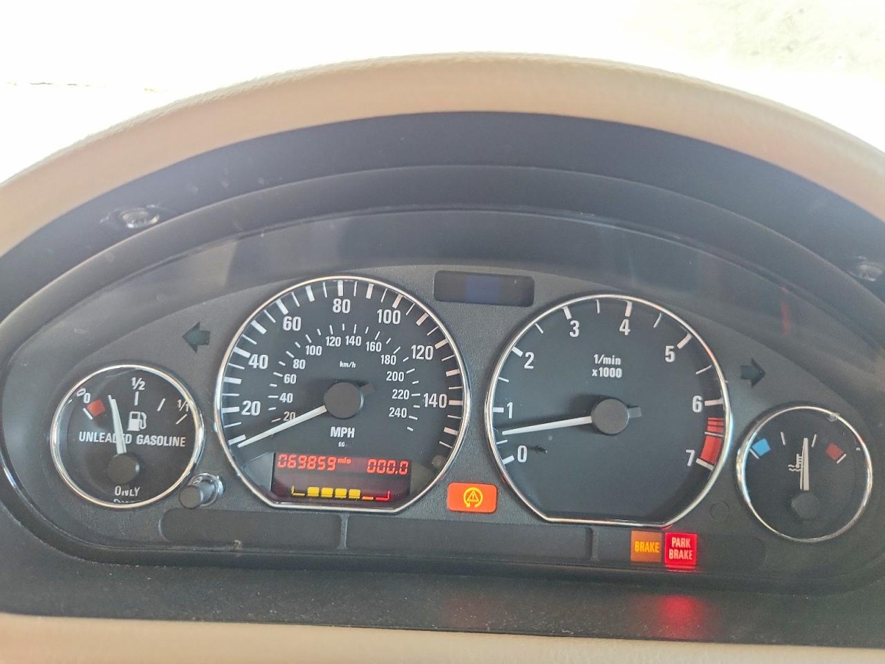 2001 Bmw Z3 2.5 White vin: WBACN33461LM02911
