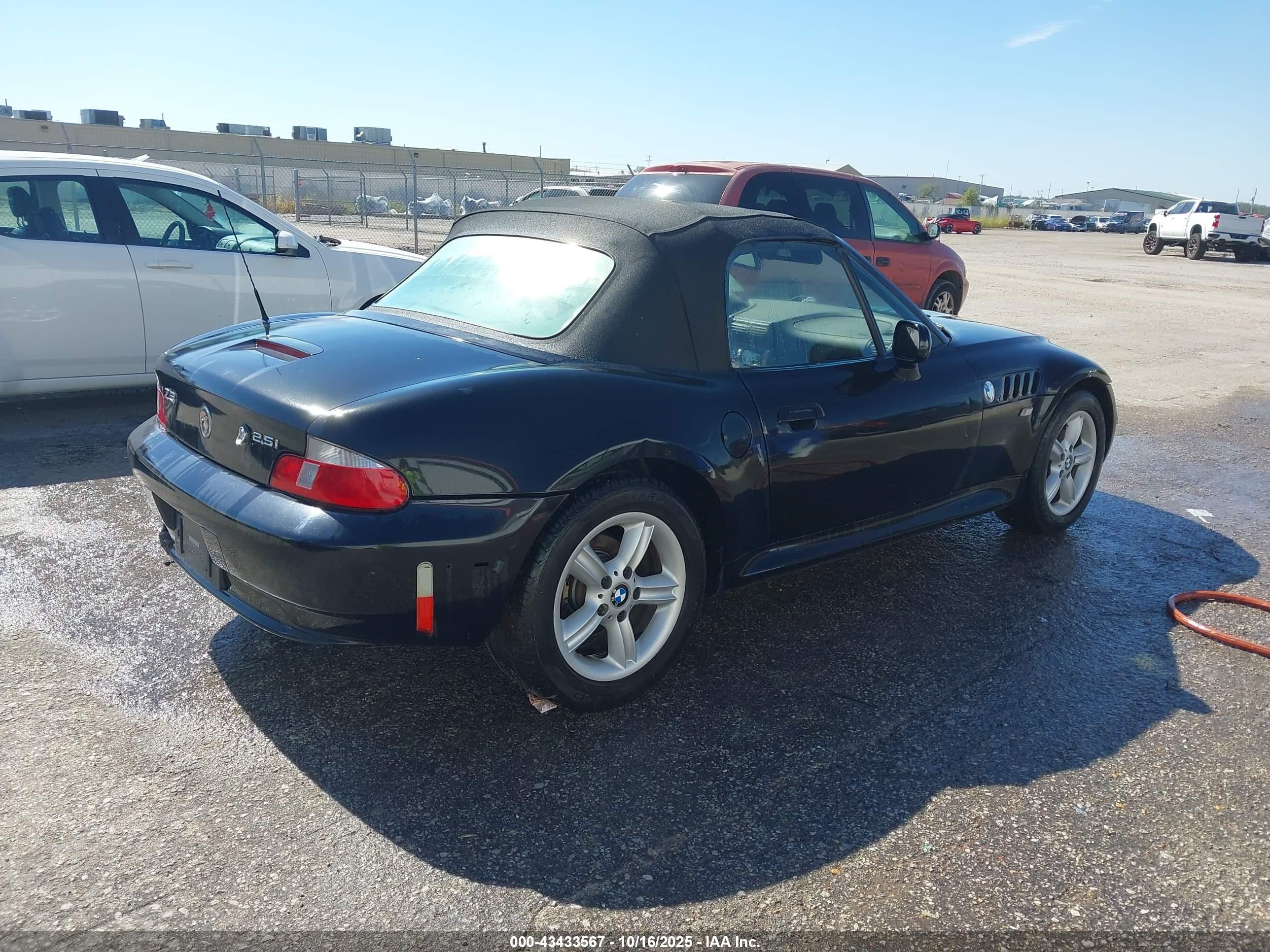2001 Bmw Z3 2.5i Black vin: WBACN33471LM02223