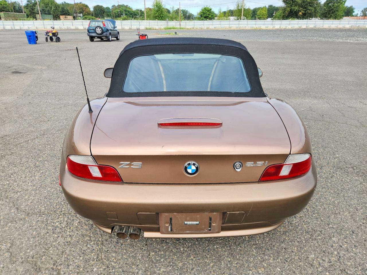 2001 Bmw Z3 2.5 Brown vin: WBACN33491LM02420
