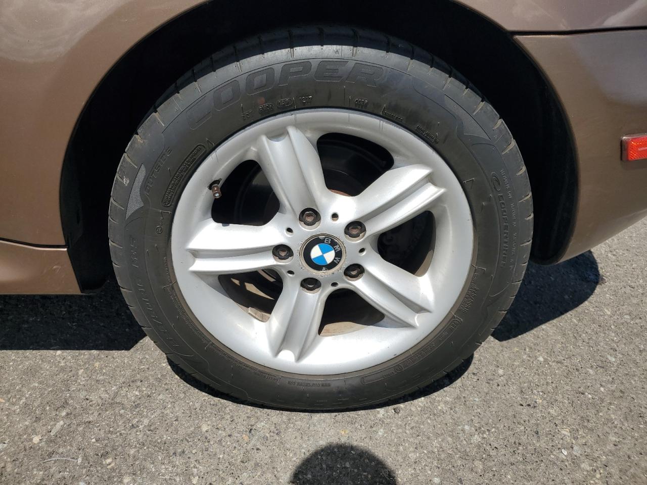 2001 Bmw Z3 2.5 Brown vin: WBACN33491LM02420 Damage: Left Rear Wheel, Curb Rash, 2 To 3 Inches