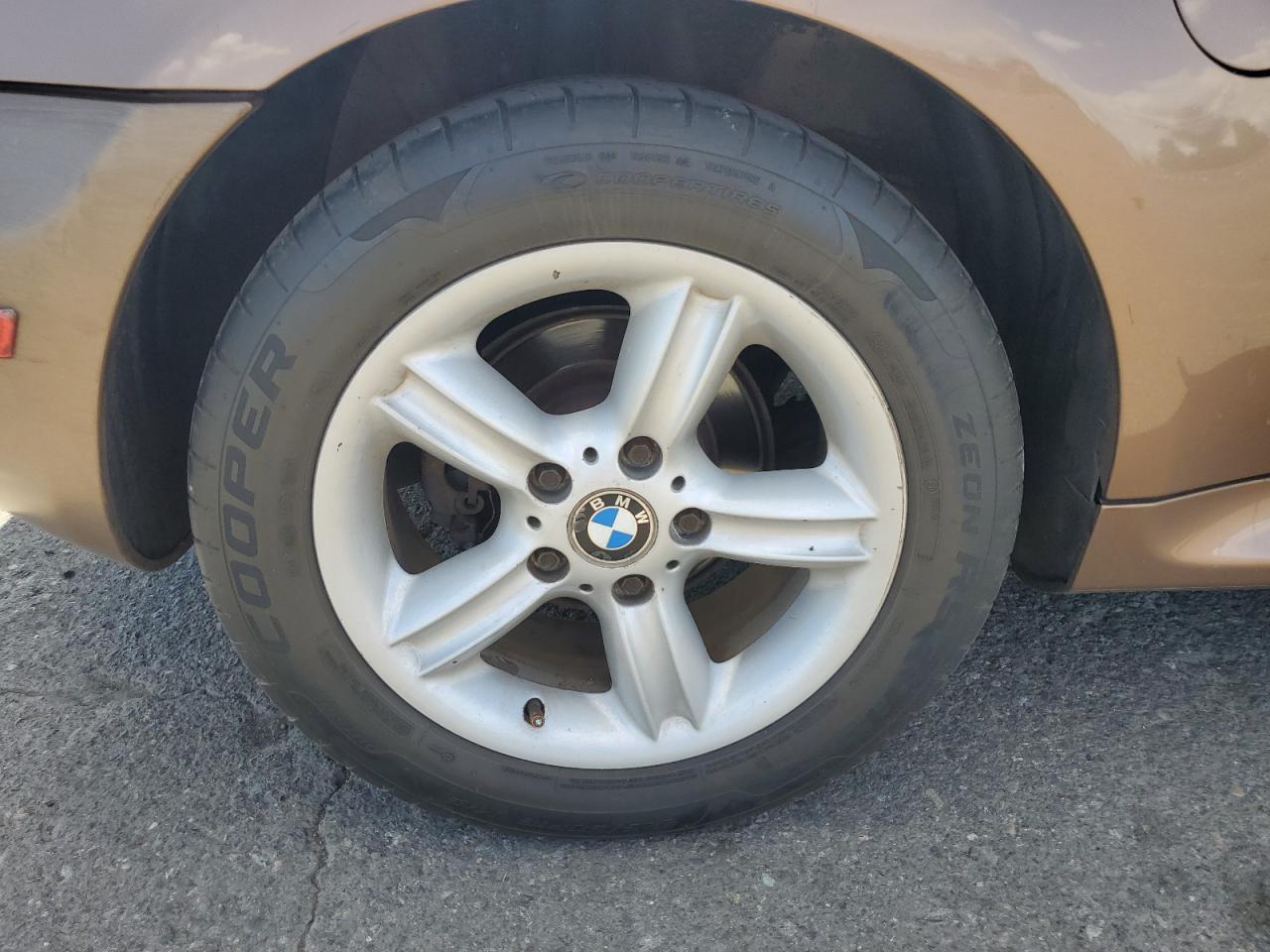 2001 Bmw Z3 2.5 Brown vin: WBACN33491LM02420 Damage: Right Rear Wheel, Curb Rash, 9 To 10 Inches