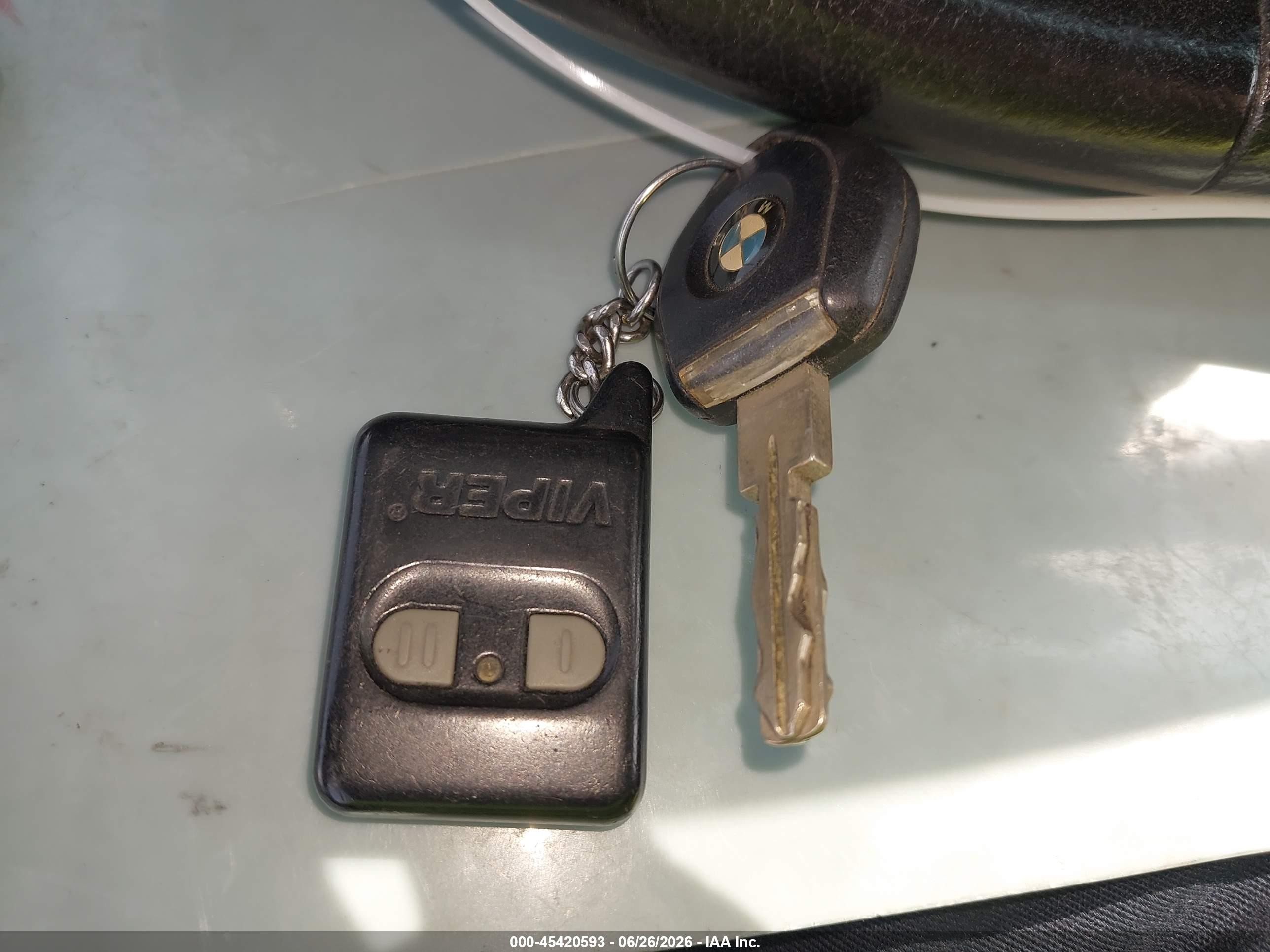 2001 Bmw Z3 3.0i Silver vin: WBACN53411LL46422
