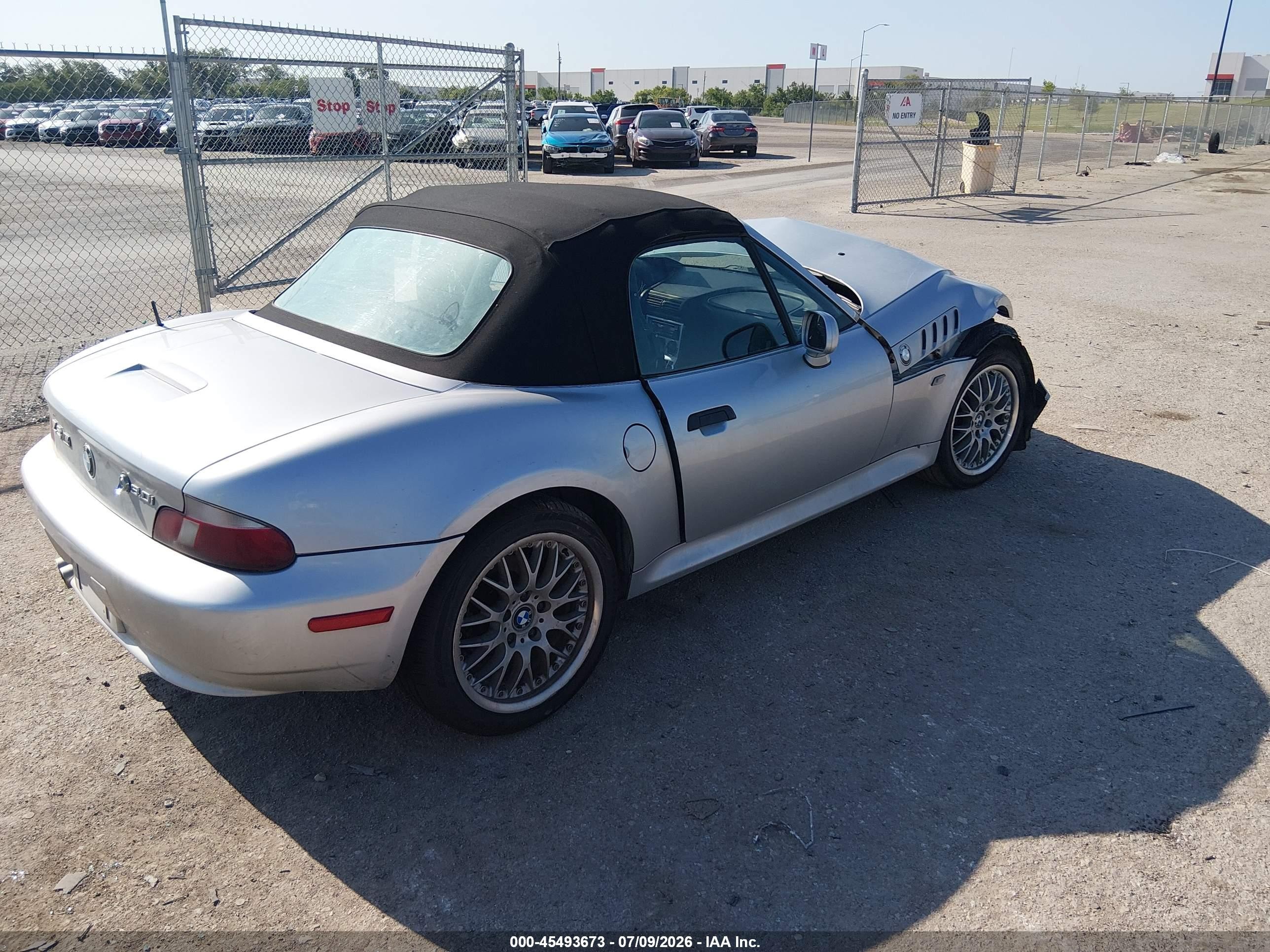 2001 Bmw Z3 3.0i Silver vin: WBACN53411LL49093