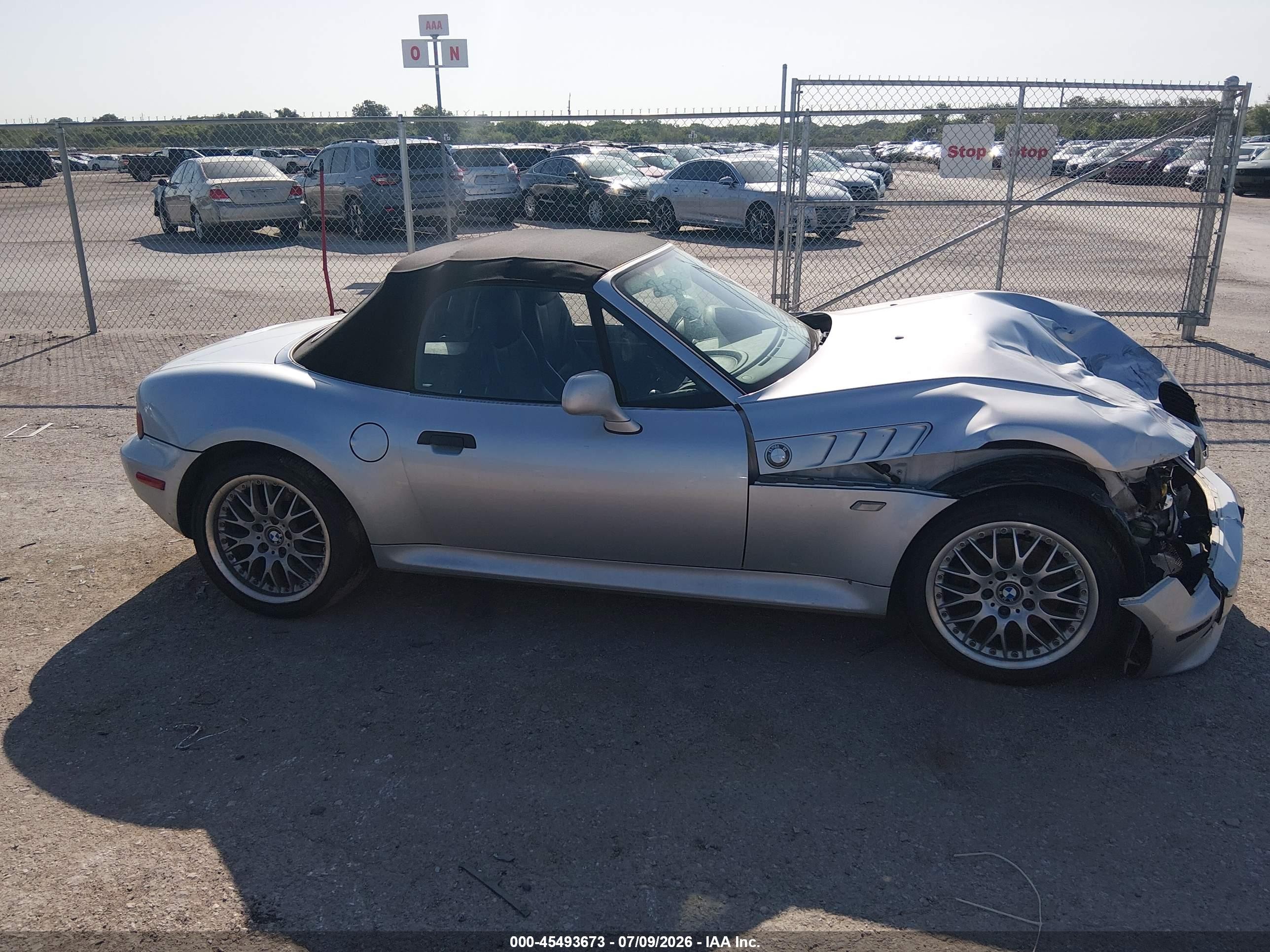 2001 Bmw Z3 3.0i Silver vin: WBACN53411LL49093