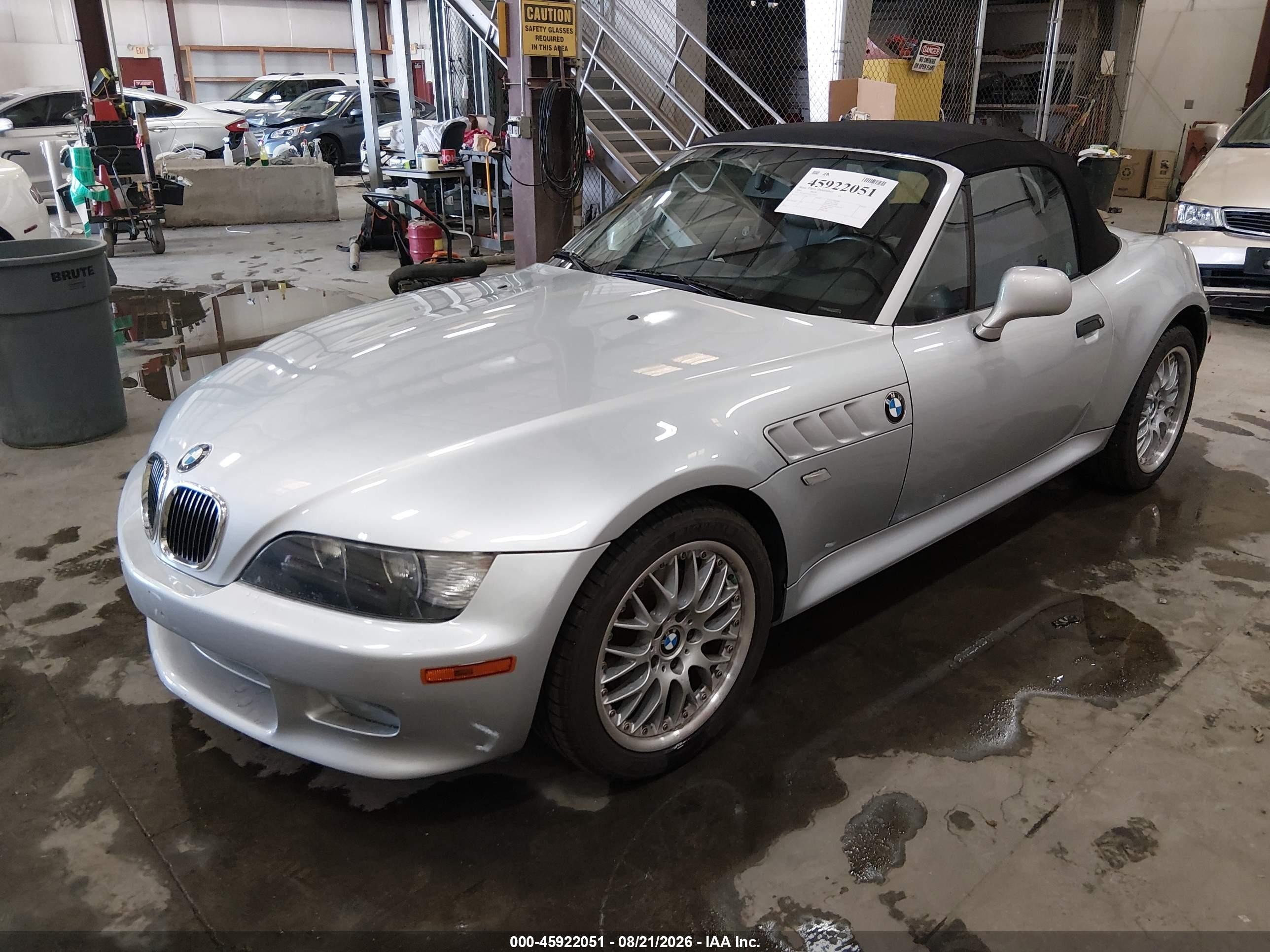 2001 Bmw Z3 3.0i Silver vin: WBACN53421LJ58945