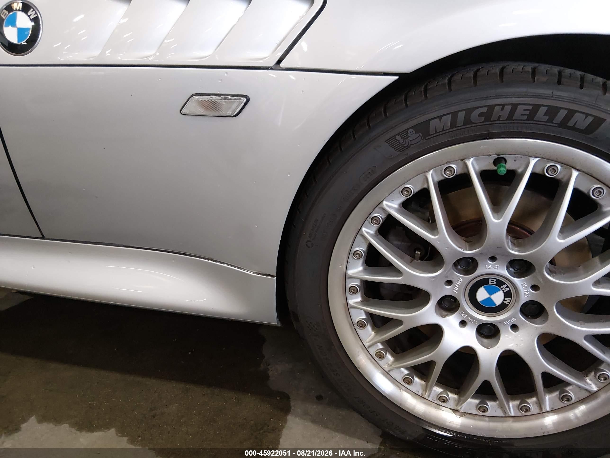 2001 Bmw Z3 3.0i Silver vin: WBACN53421LJ58945