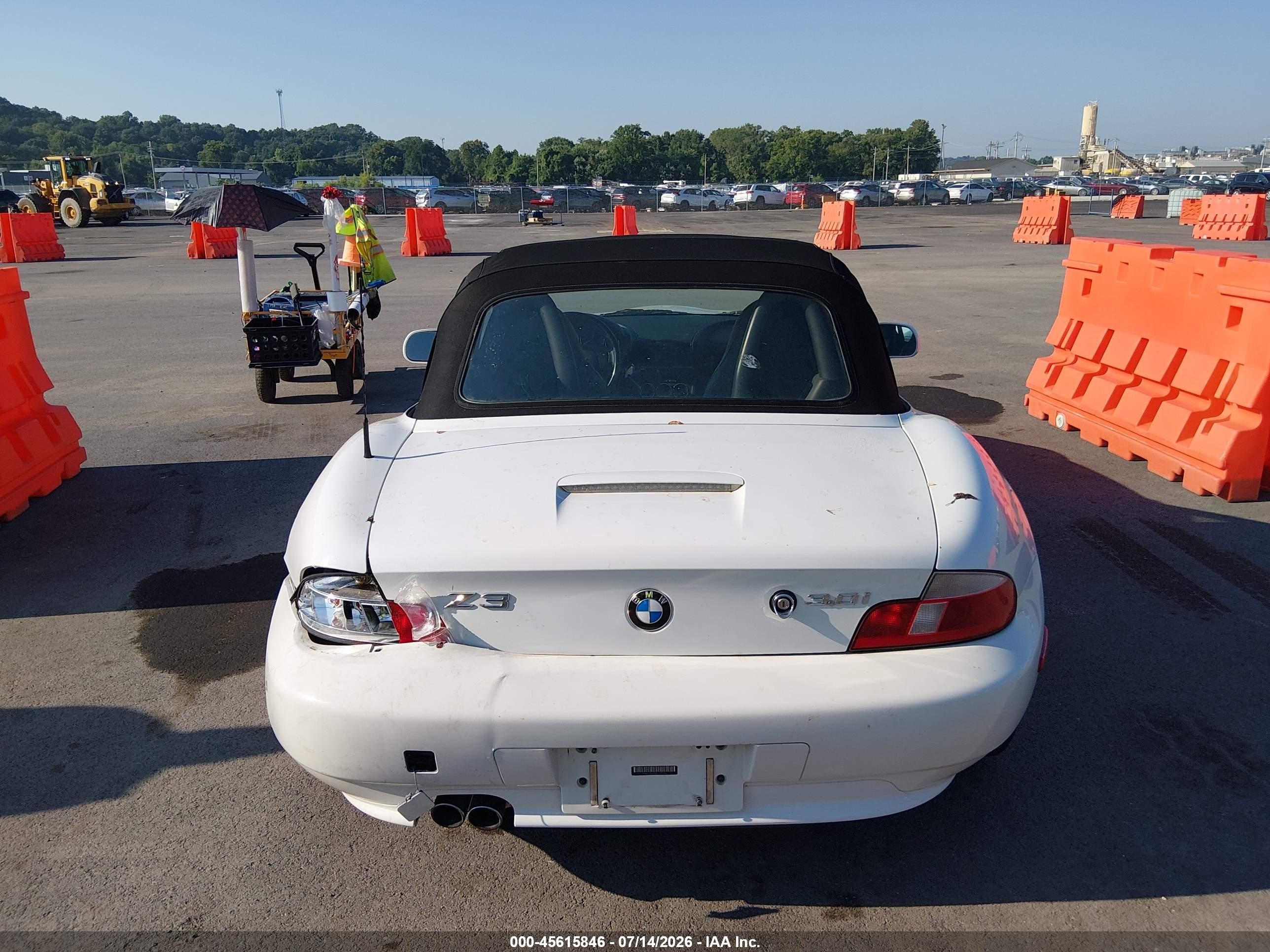 2001 Bmw Z3 3.0i White vin: WBACN53441LL47905