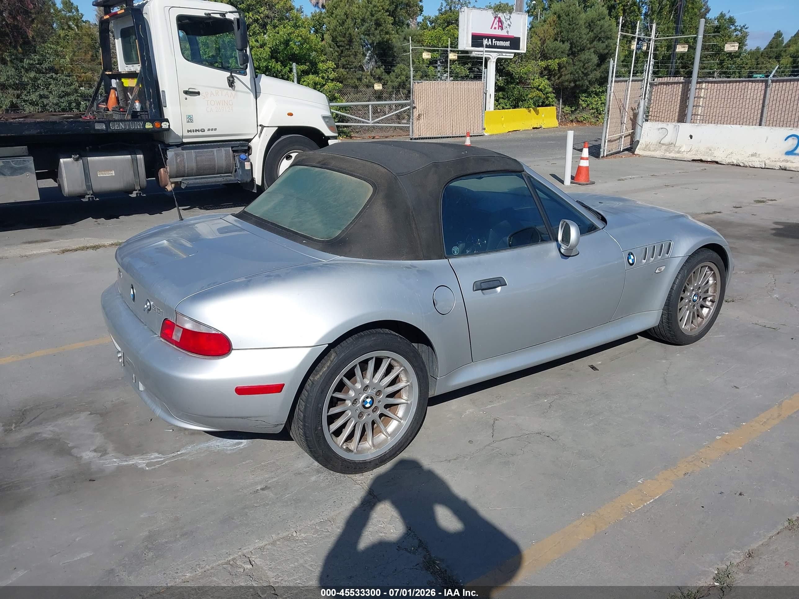2001 Bmw Z3 3.0i Silver vin: WBACN53461LL48618