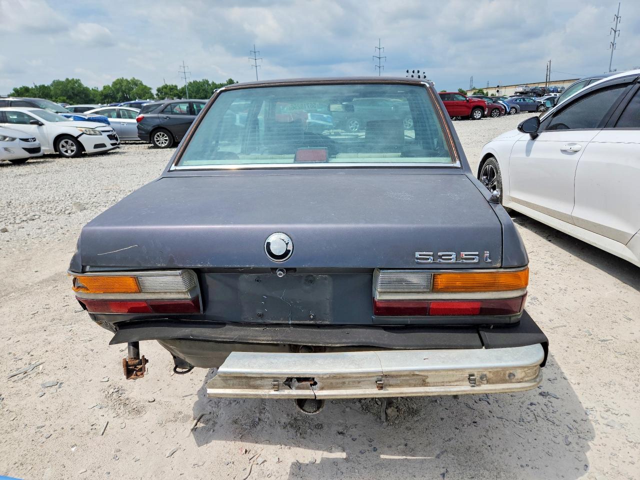 1986 Bmw 535 I Automatic Gray vin: WBADC8405G1720204