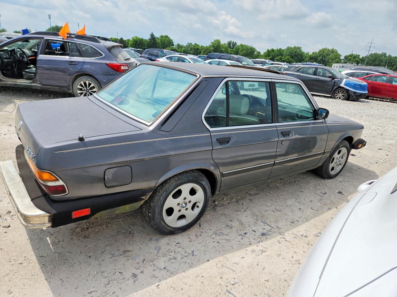 1986 Bmw 535 I Automatic Gray vin: WBADC8405G1720204