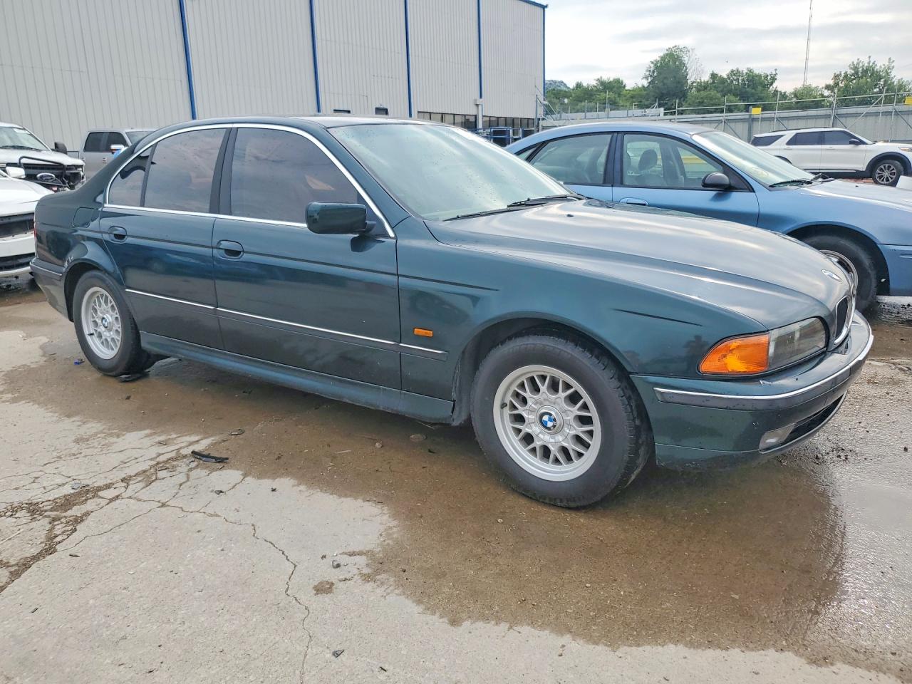 1998 Bmw 528 I Green vin: WBADD5321WBV55470