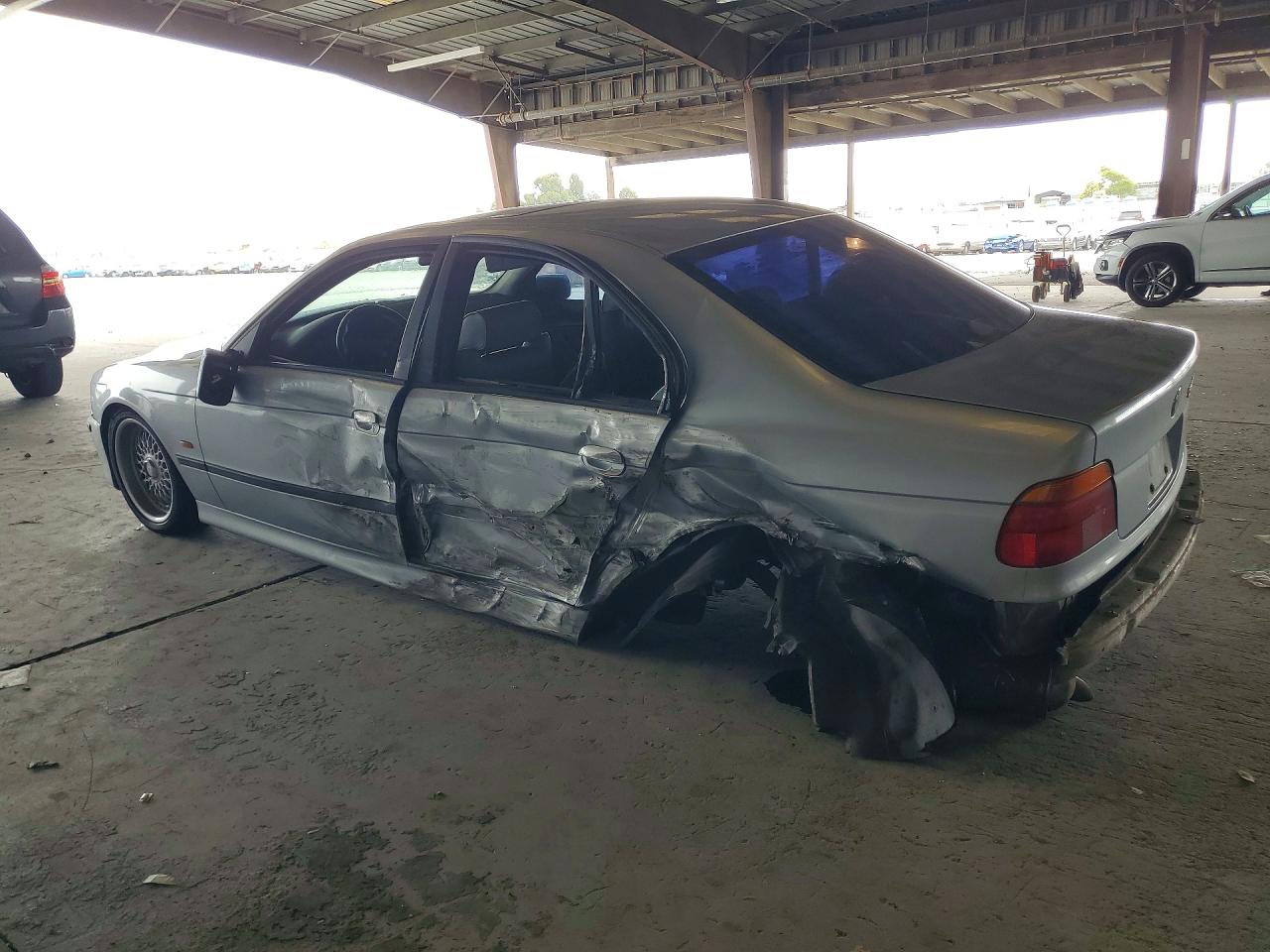 1998 Bmw 528 I Silver vin: WBADD5328WBV54512