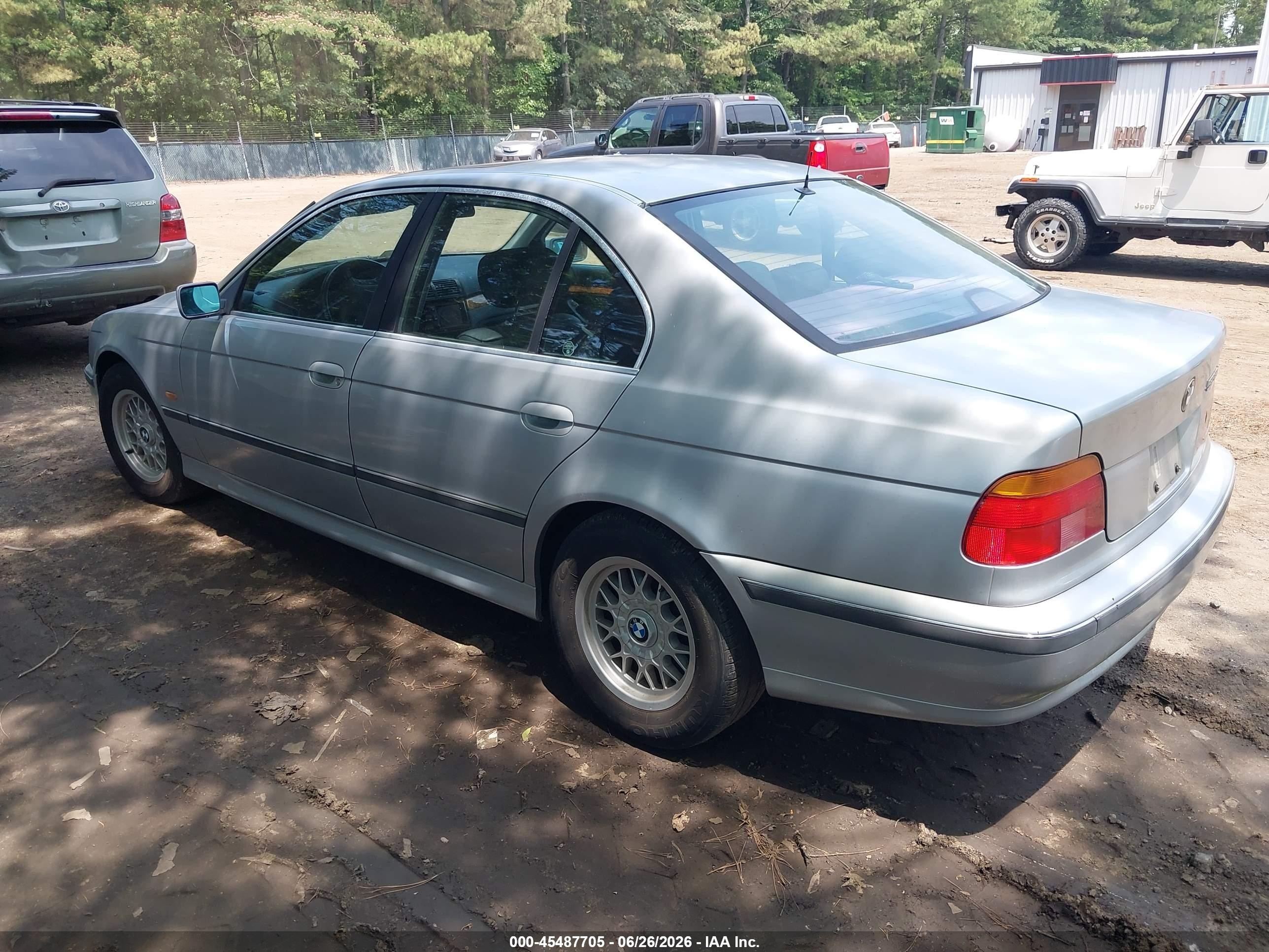 1997 Bmw 528i   Silver vin: WBADD6321VBW21889