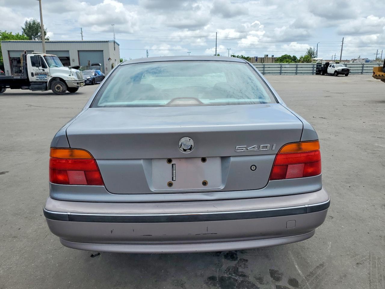 1997 Bmw 540 I Серебряный vin: WBADE5320VBV92568