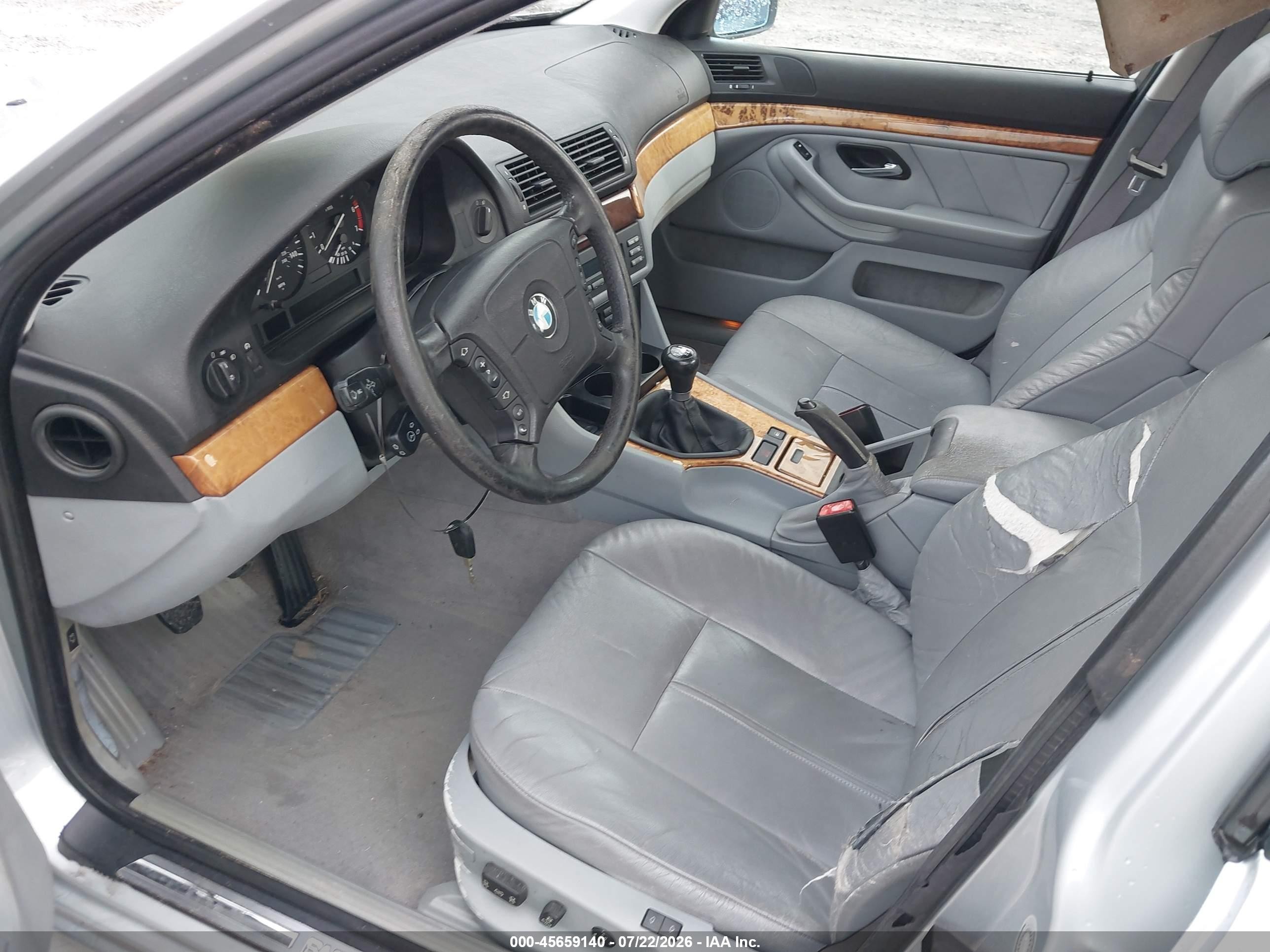 1998 Bmw 540i   Silver vin: WBADE5321WBV92984