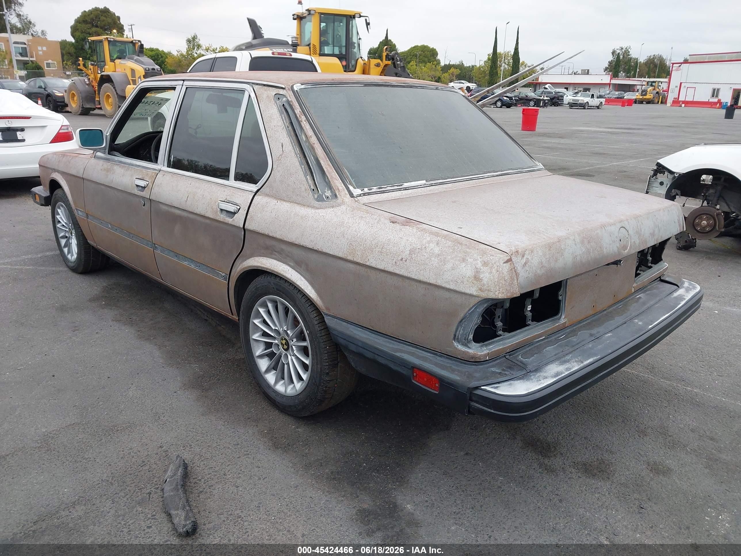 1988 Bmw 528 E Automatic Коричневый vin: WBADK8303J9714477