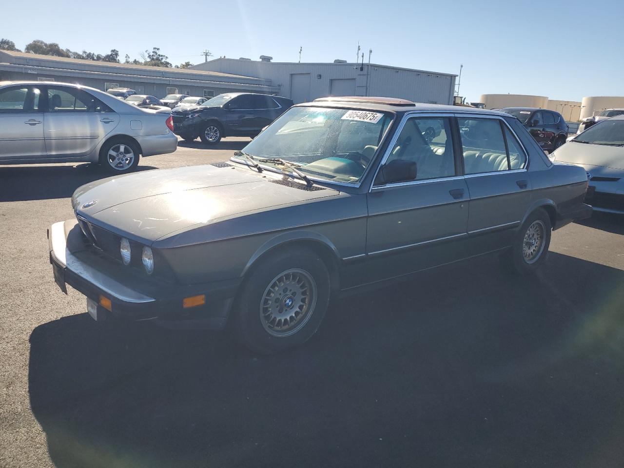 WBADK8305F9657030