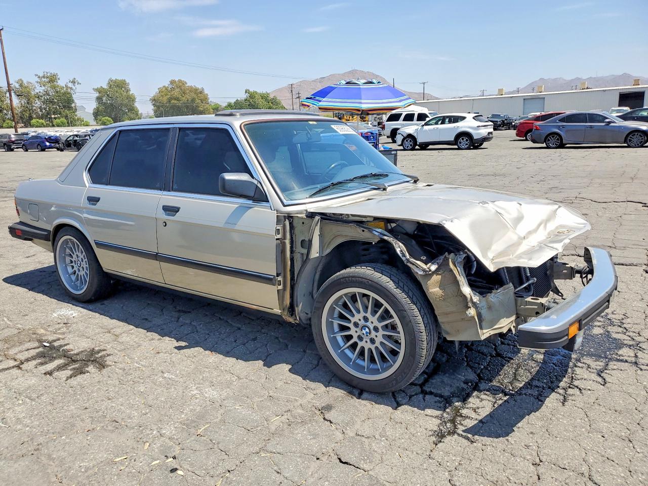 1986 Bmw 528 E Automatic Желто-коричневый vin: WBADK8308G9660652