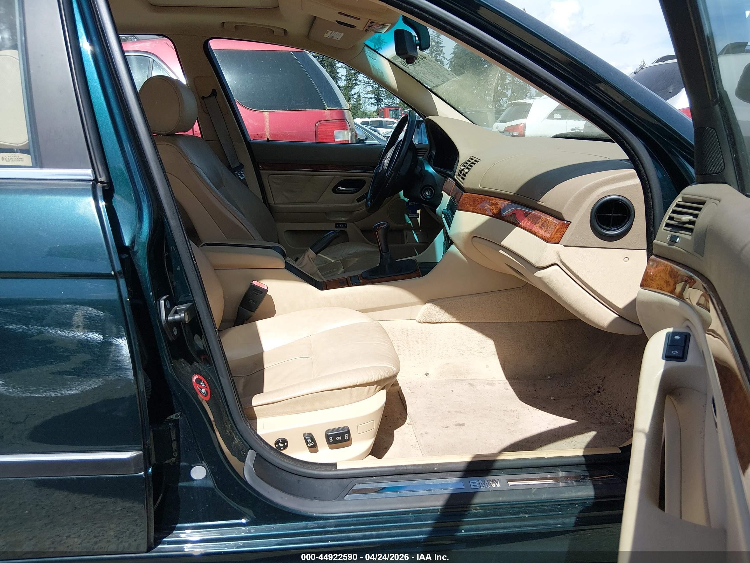 1999 Bmw 528i   Green vin: WBADM5332XBY16180