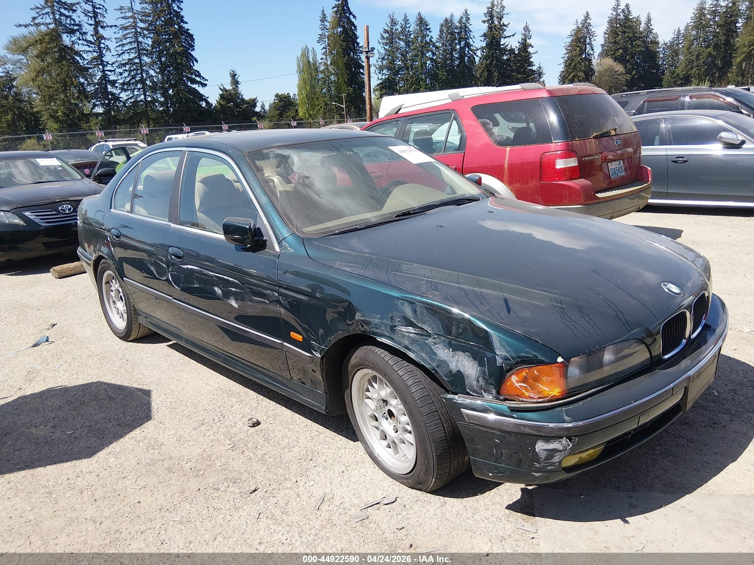 1999 Bmw 528i   Green vin: WBADM5332XBY16180