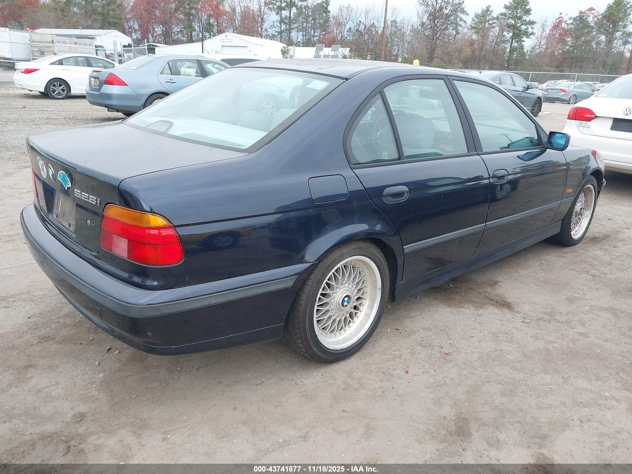 1999 Bmw 528i   Blue vin: WBADM5333XBY15877