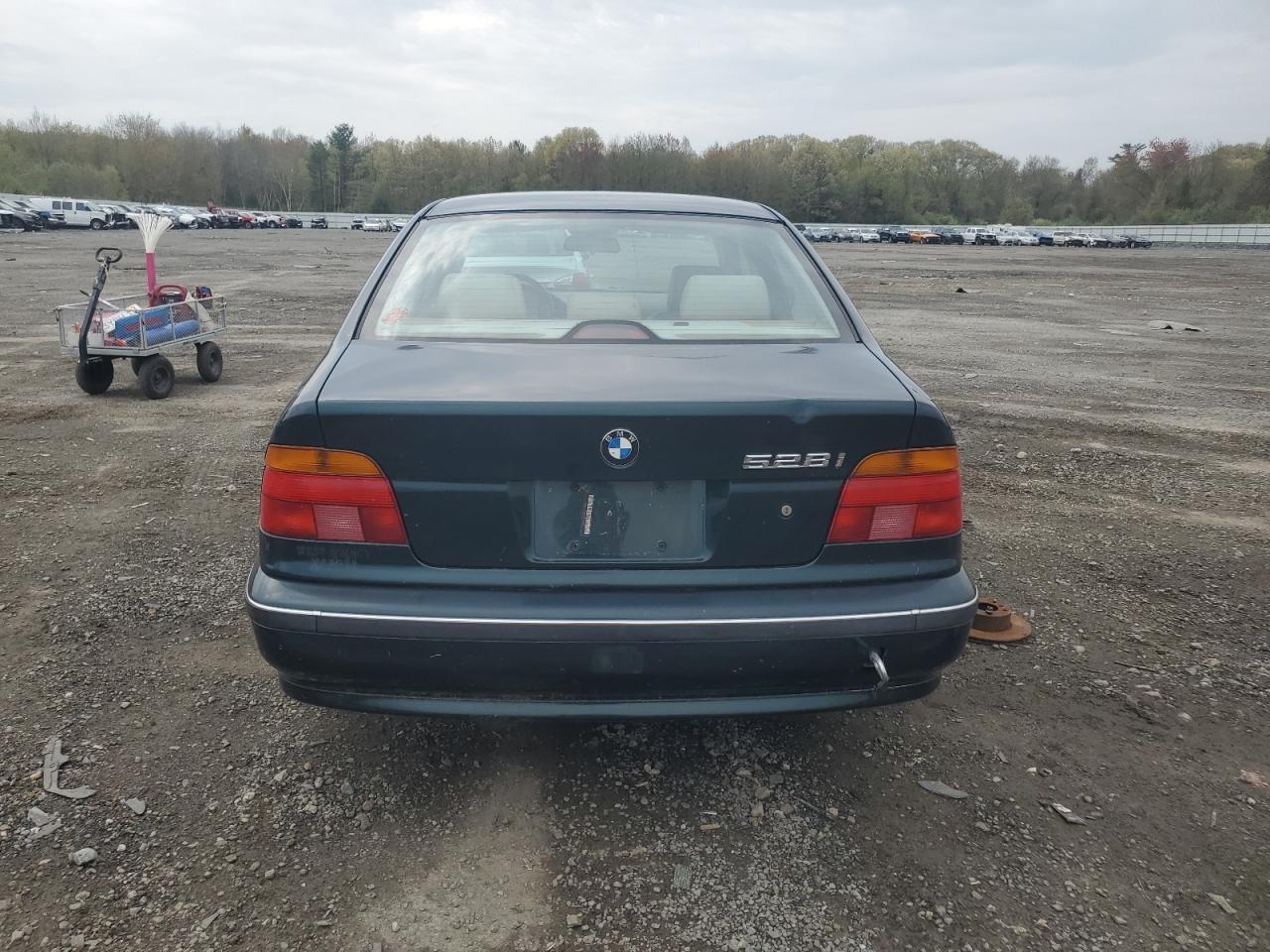 1999 Bmw 528 I Green vin: WBADM5334XBY16407