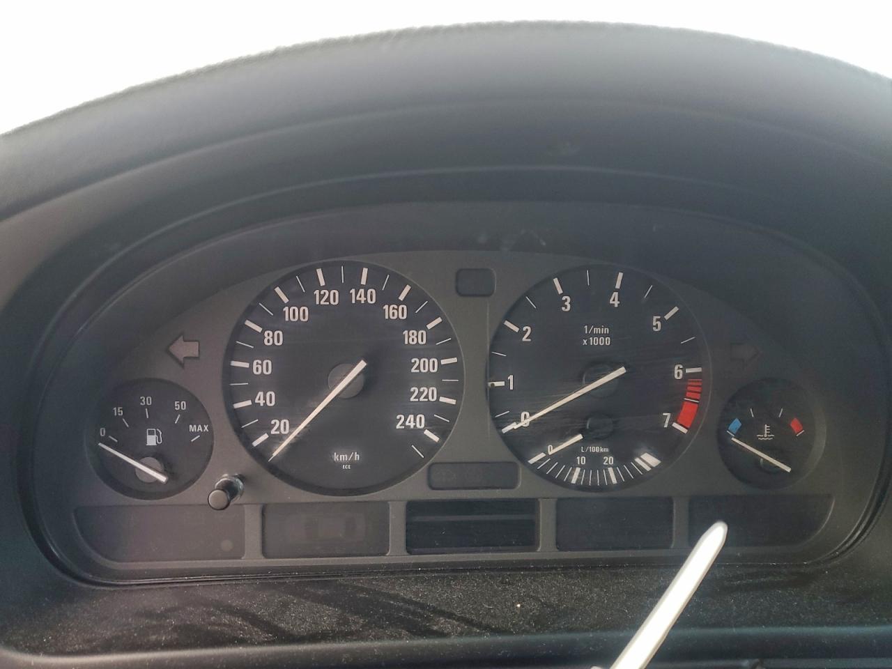 2000 Bmw 528 I Gray vin: WBADM5347YBY17836
