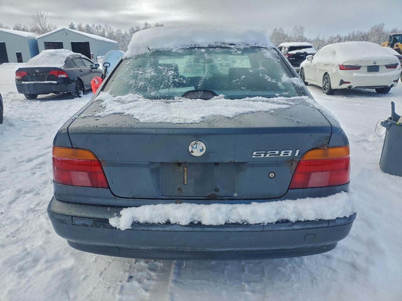 2000 Bmw 528 I Gray vin: WBADM5347YBY17836