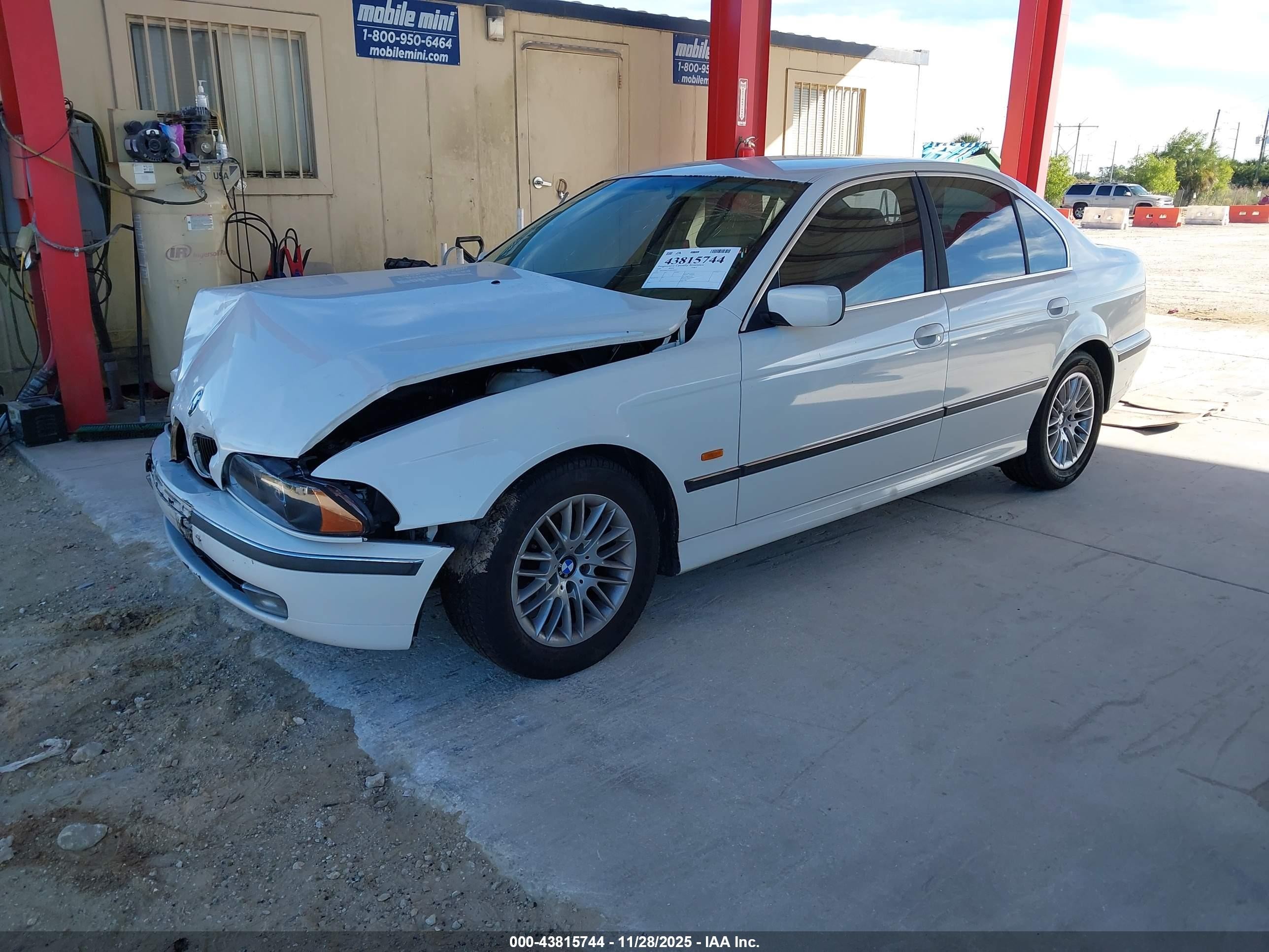 1999 Bmw 528ia   Белый vin: WBADM6331XBY28634