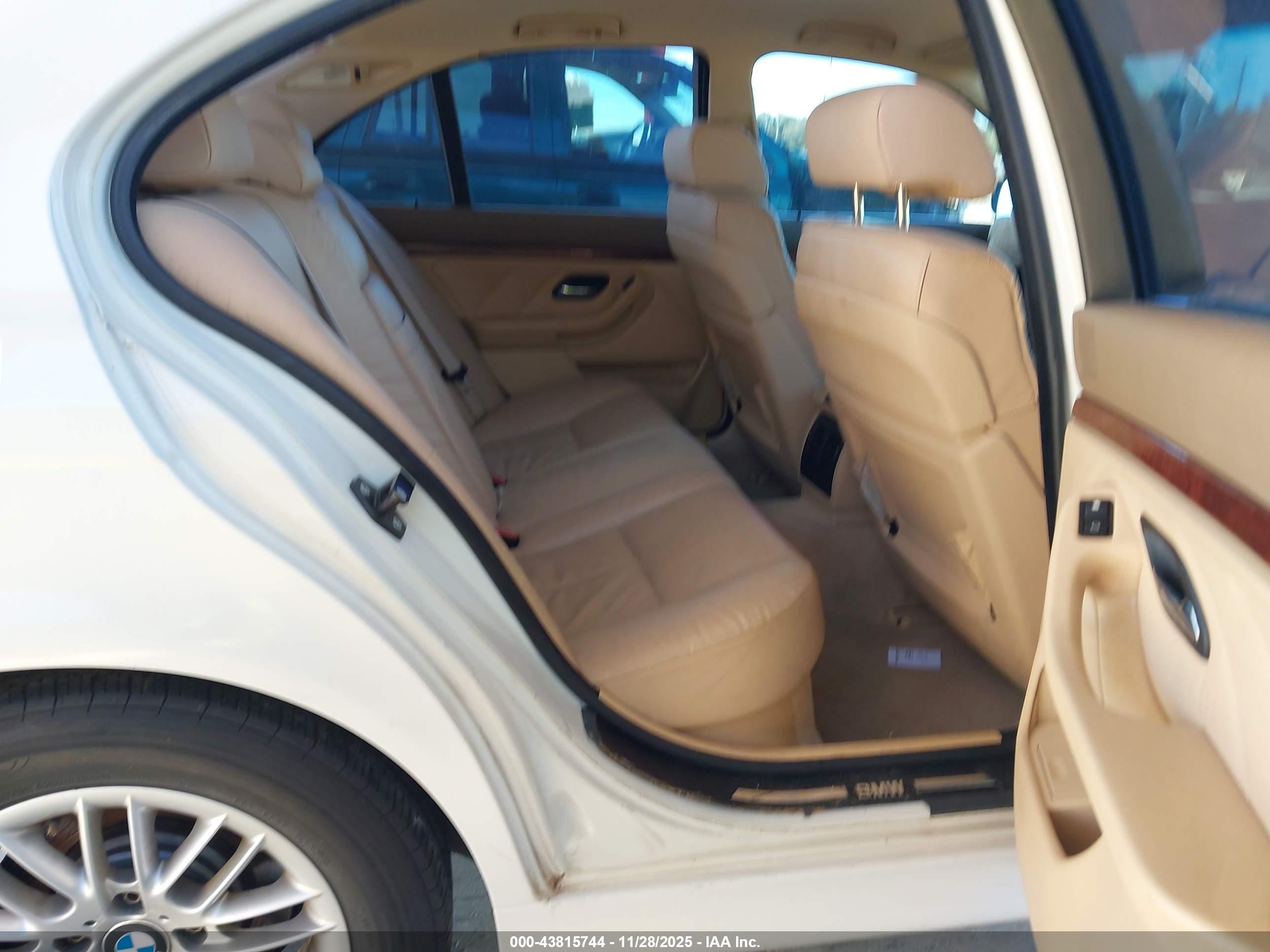 1999 Bmw 528ia   Белый vin: WBADM6331XBY28634
