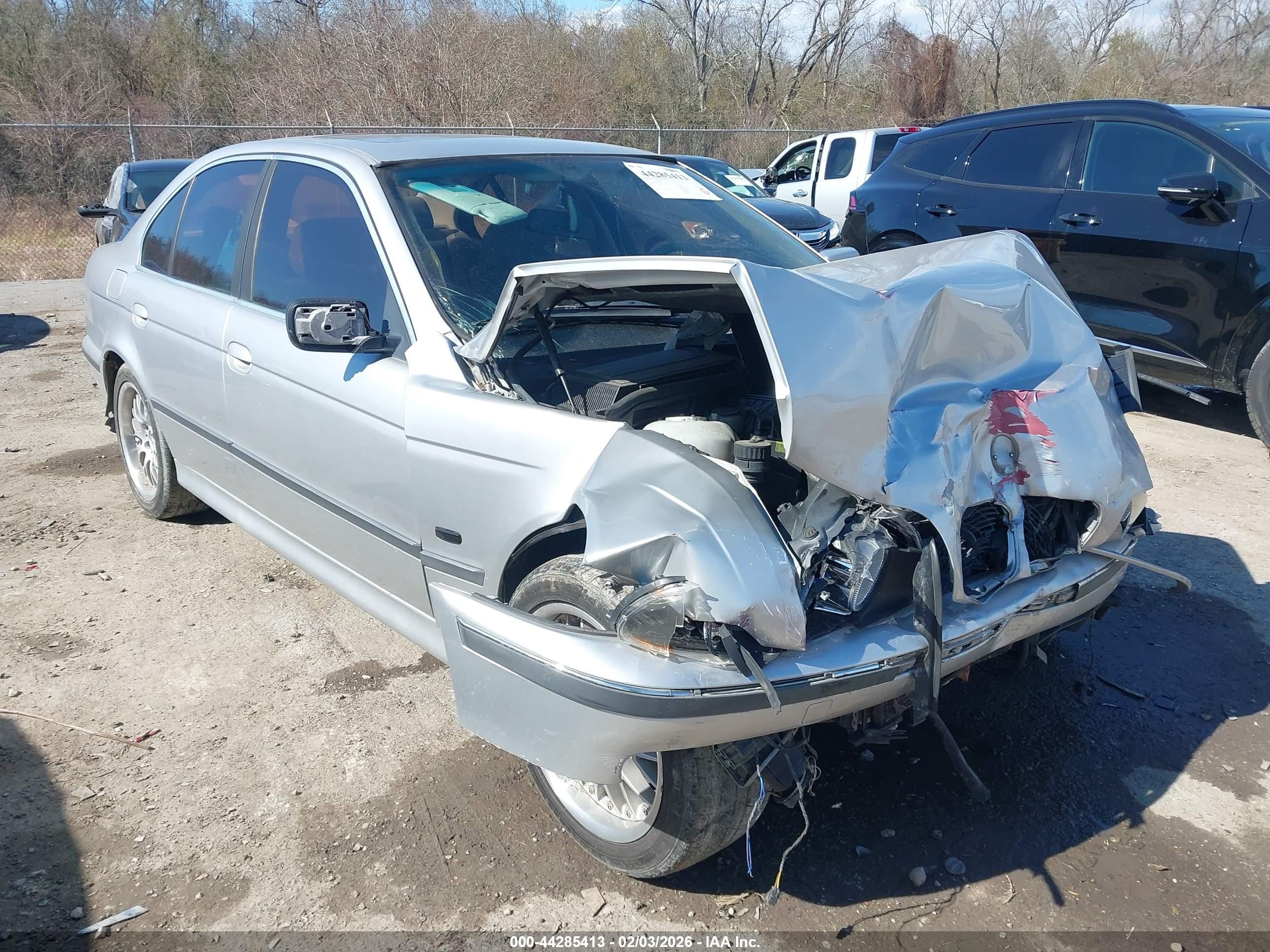 1999 Bmw 528ia   Silver vin: WBADM6331XBY30948