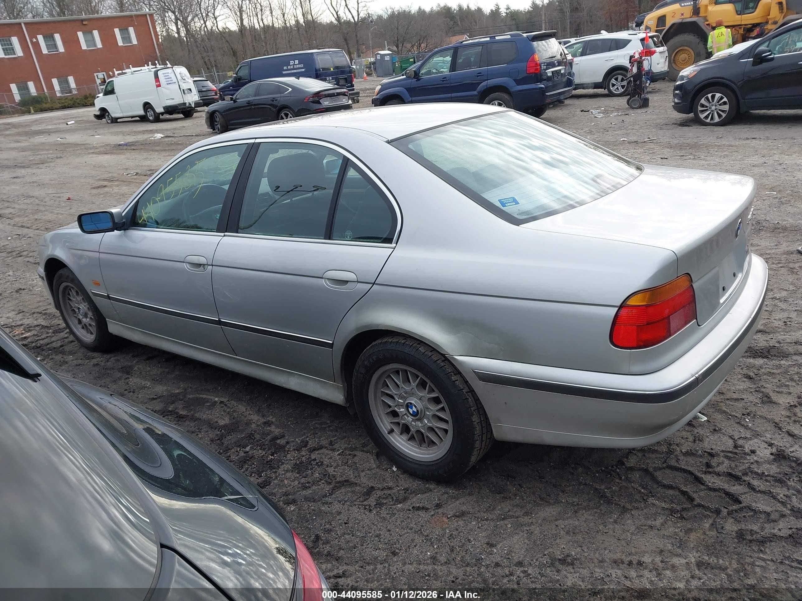 1999 Bmw 528ia   Gray vin: WBADM6333XBY26433