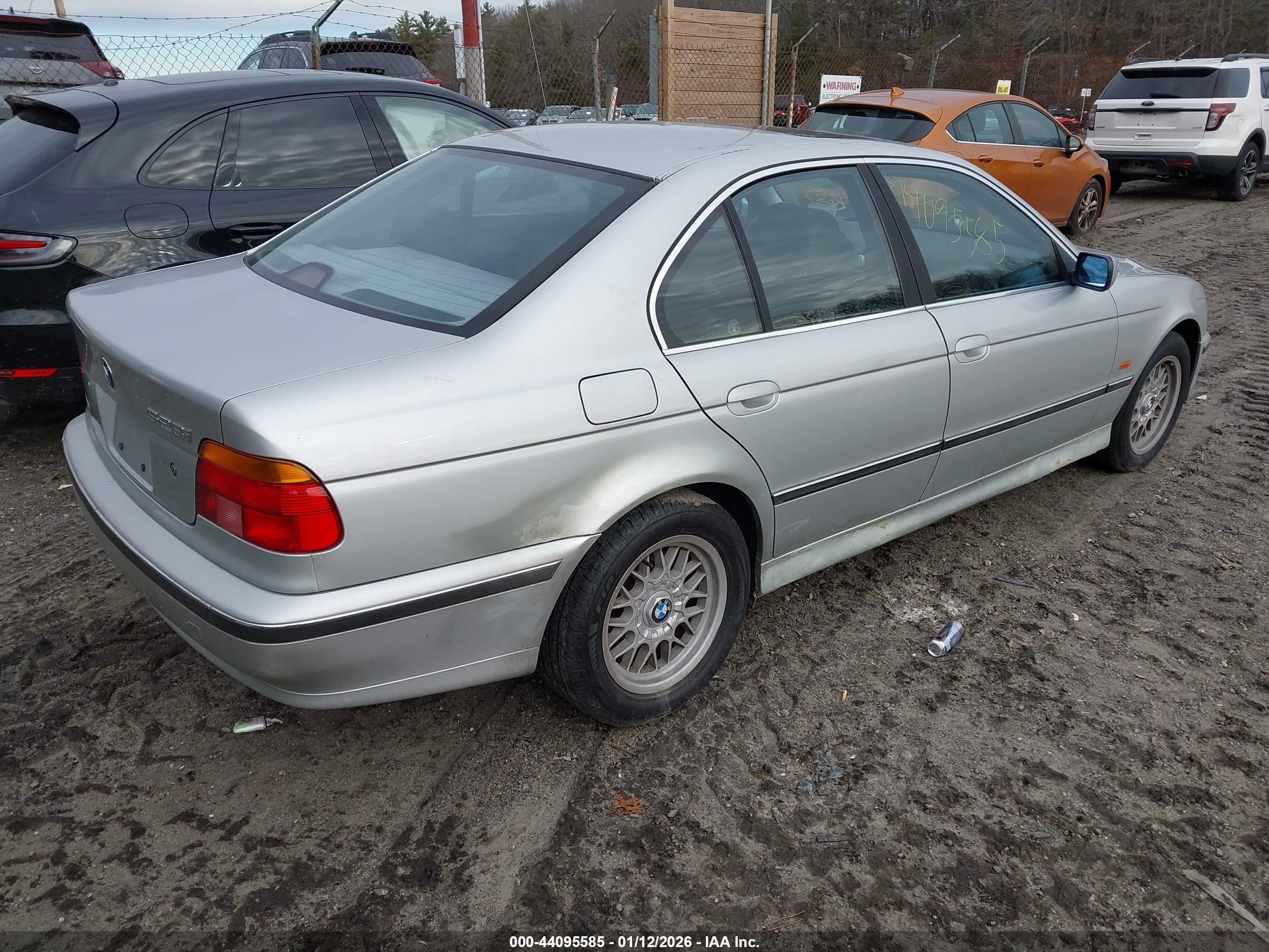 1999 Bmw 528ia   Gray vin: WBADM6333XBY26433