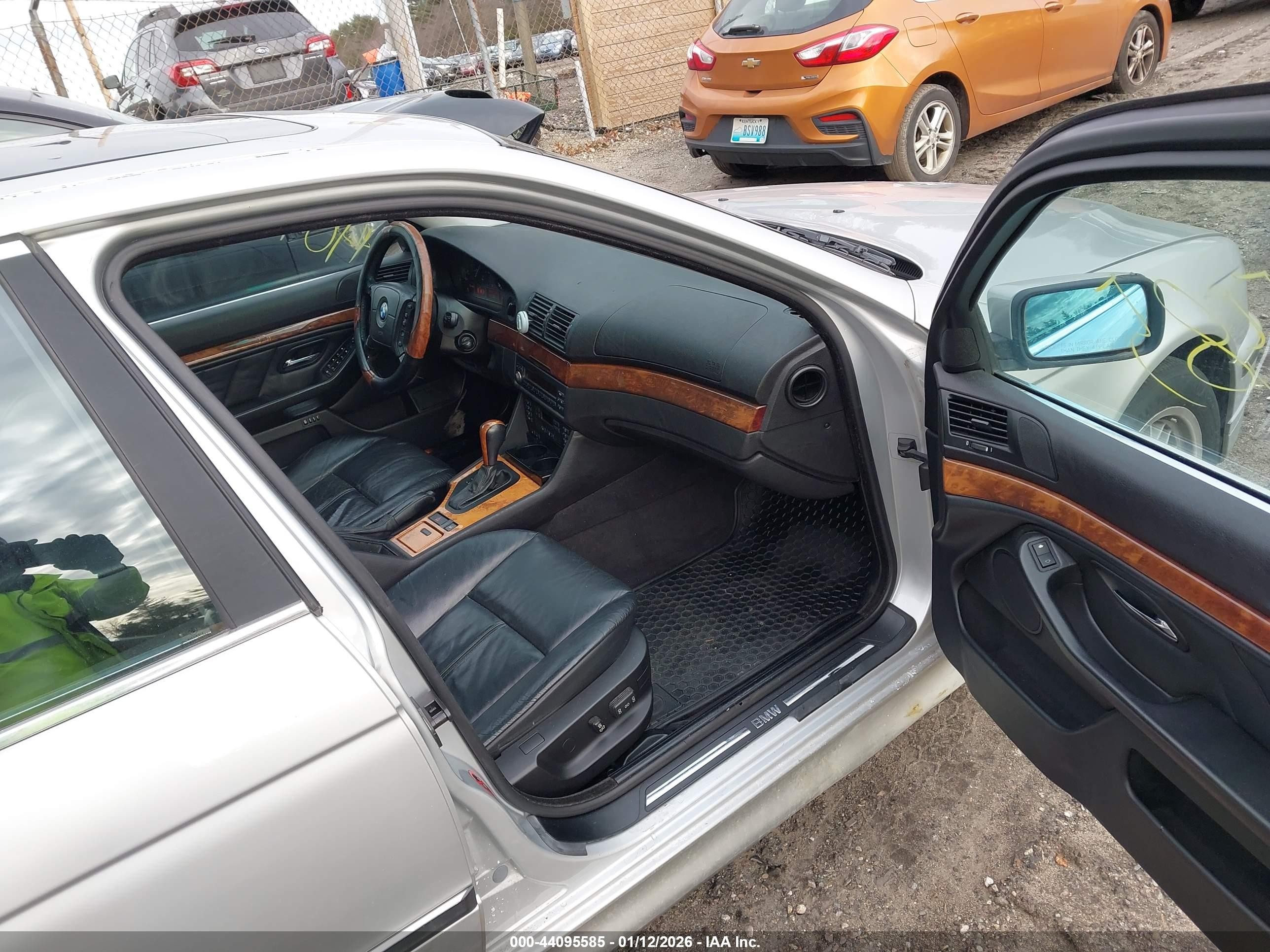 1999 Bmw 528ia   Gray vin: WBADM6333XBY26433